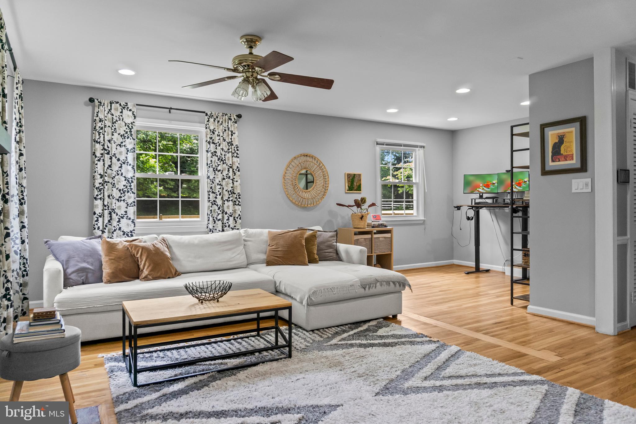 ANCIENT OAK - Residential