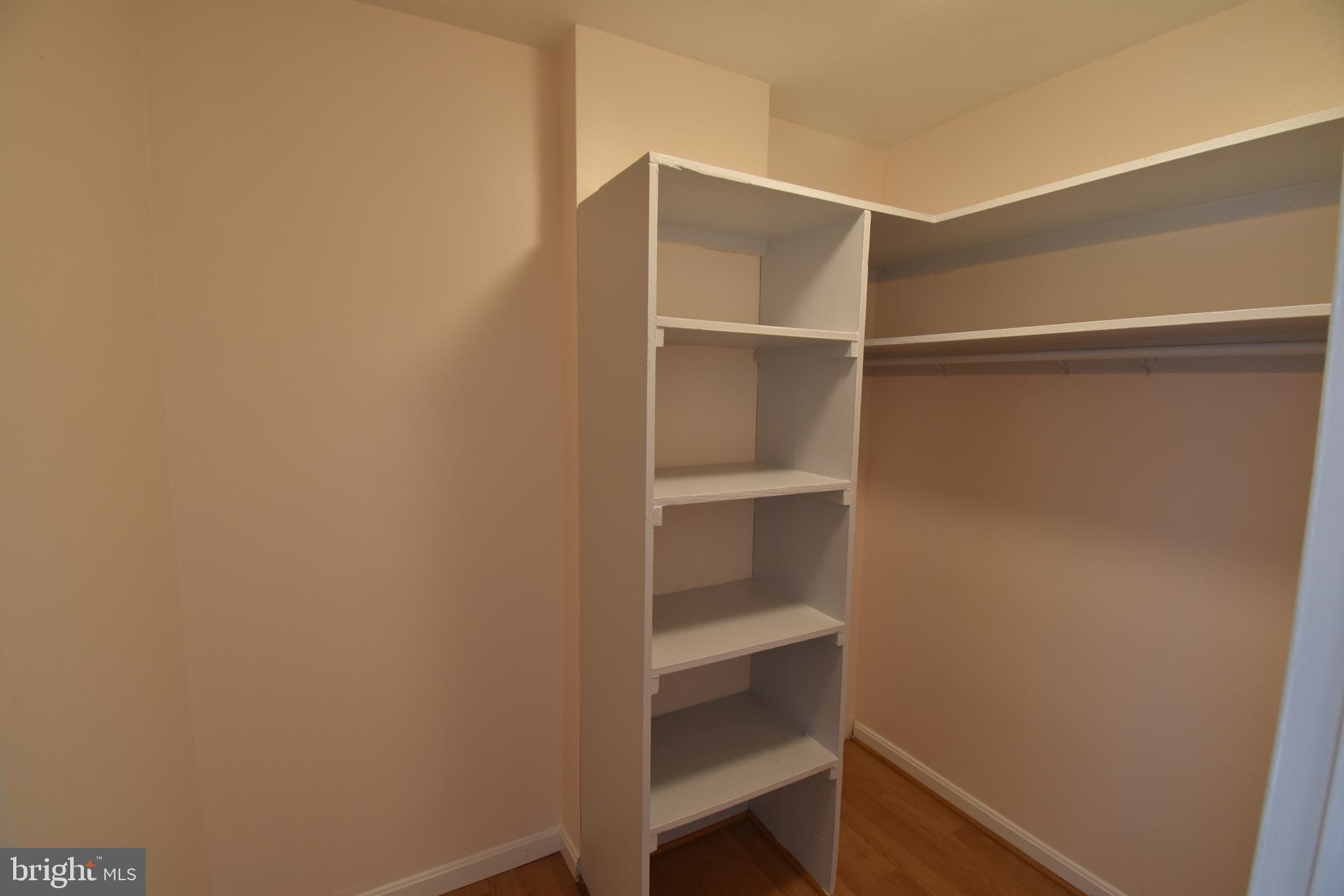 RIVER PLACE - Residential Lease