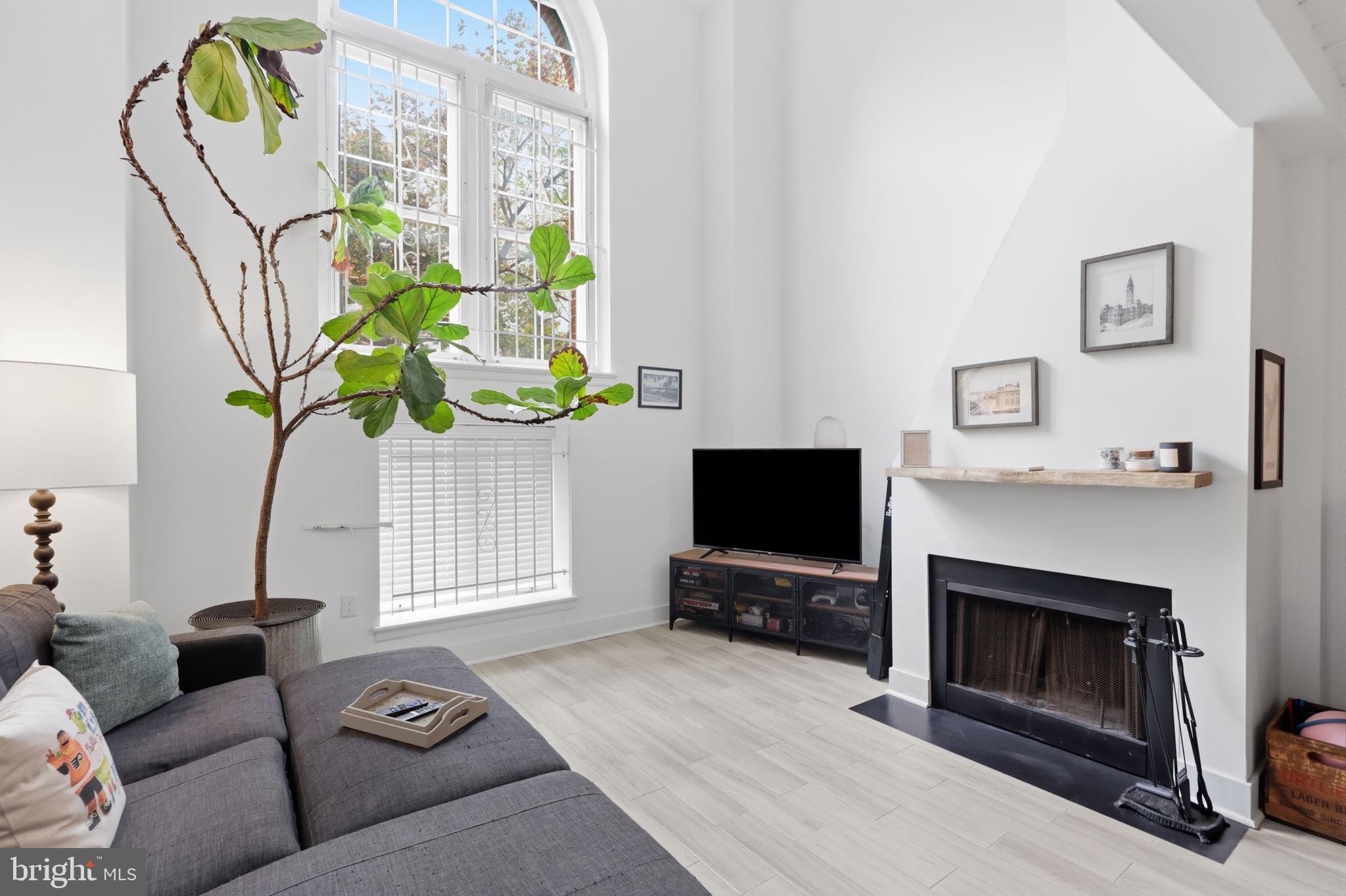 ART MUSEUM AREA - Residential
