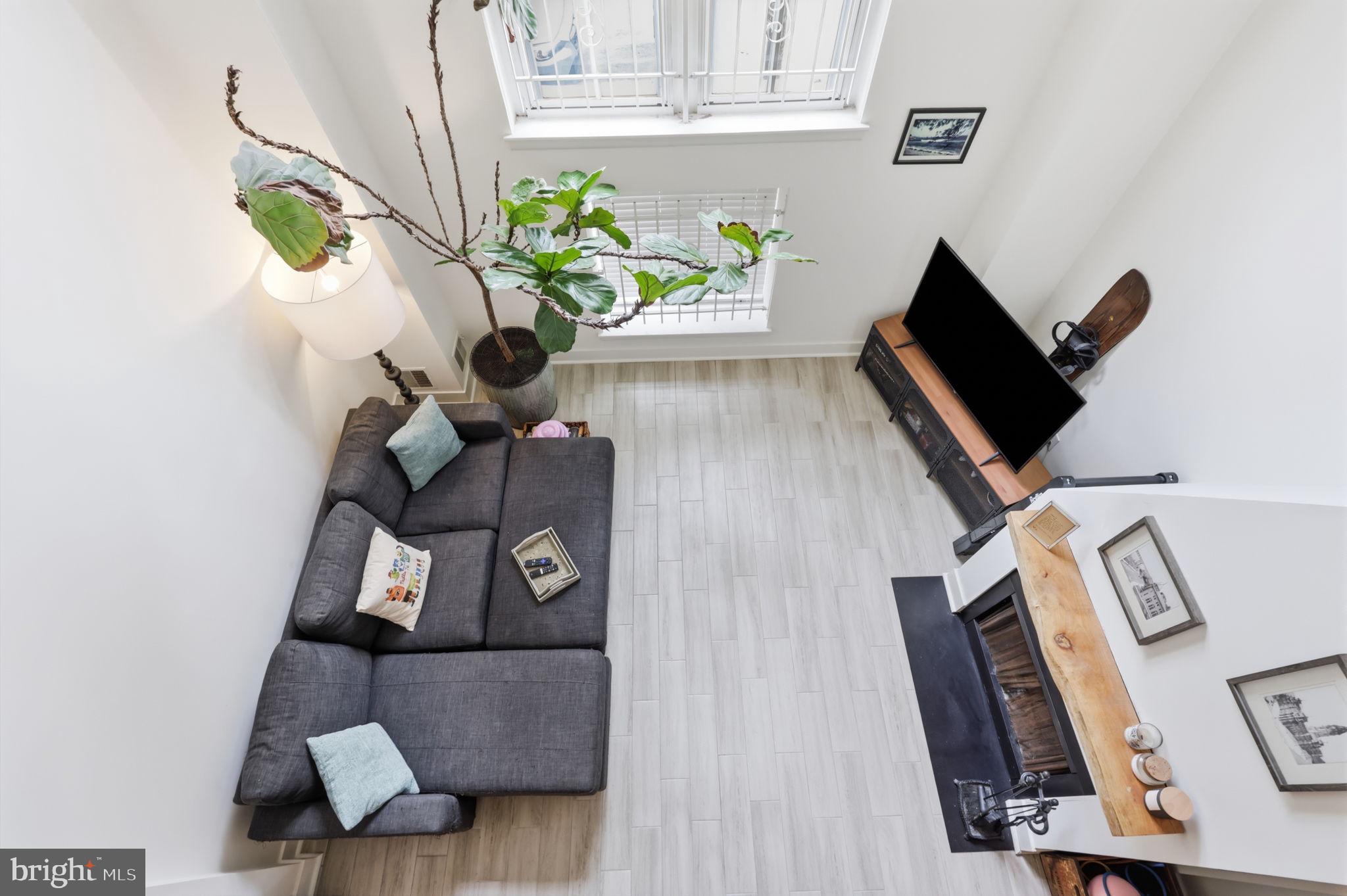 ART MUSEUM AREA - Residential