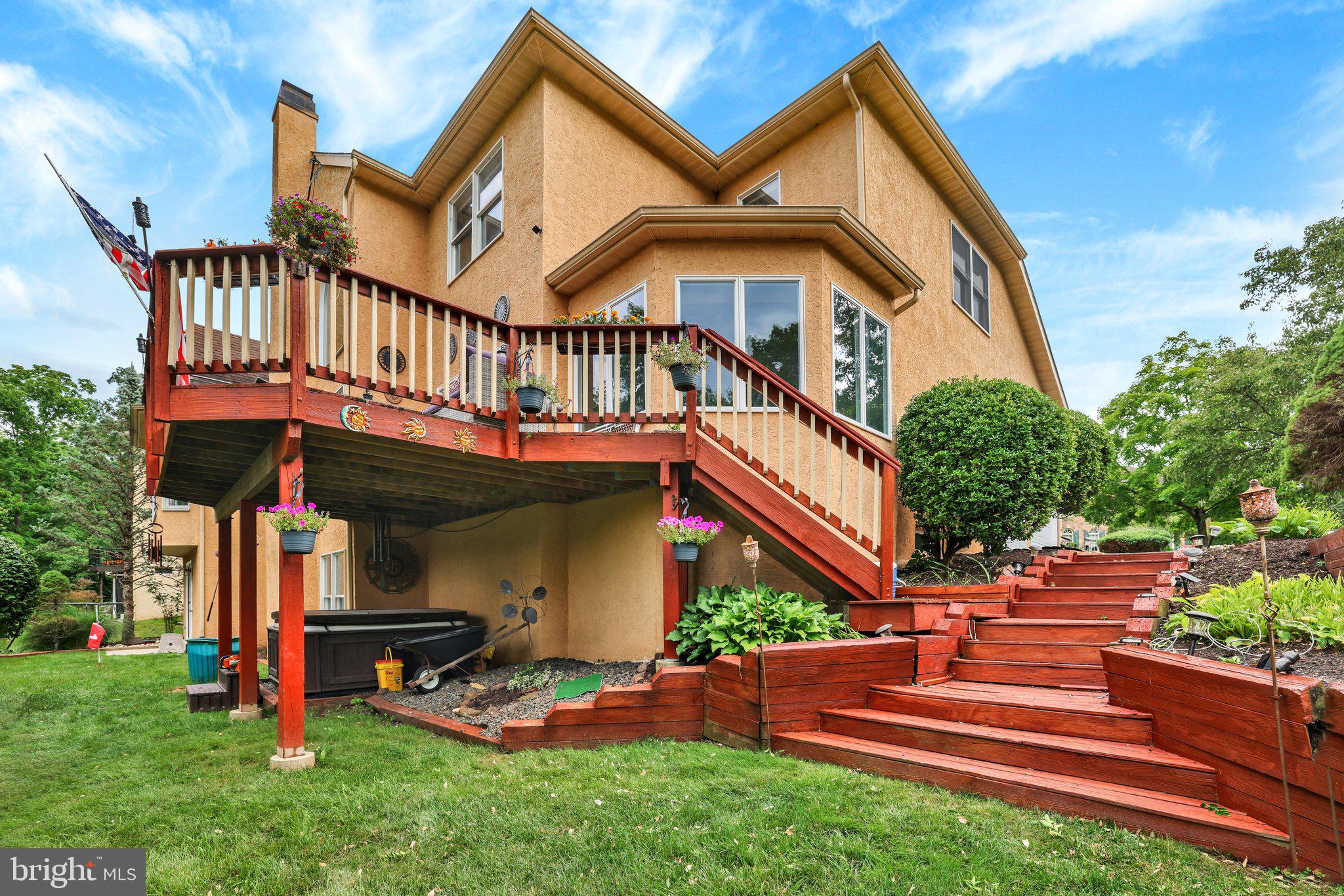 BUCKS CTY COUNTRYC - Residential