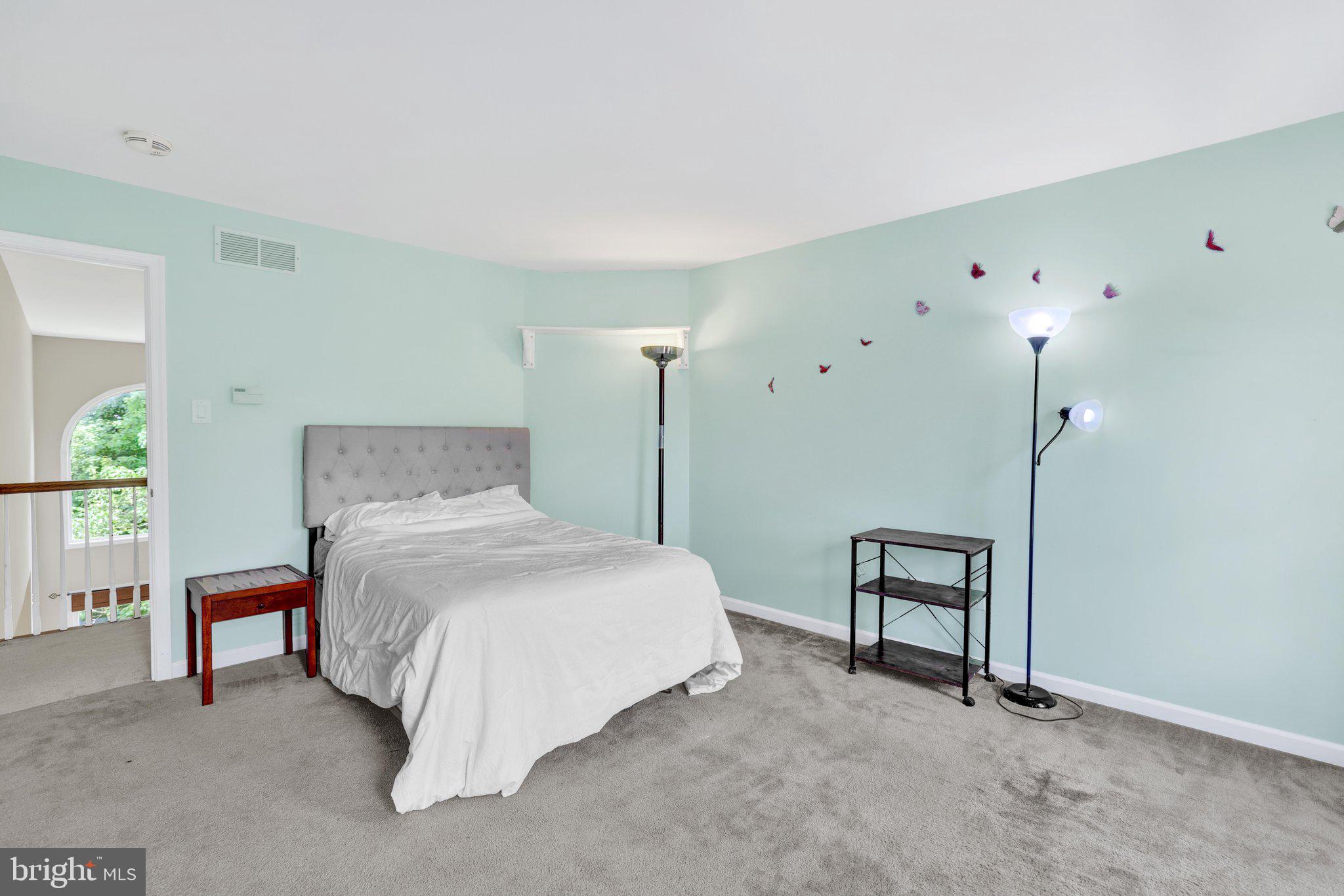 BUCKS CTY COUNTRYC - Residential