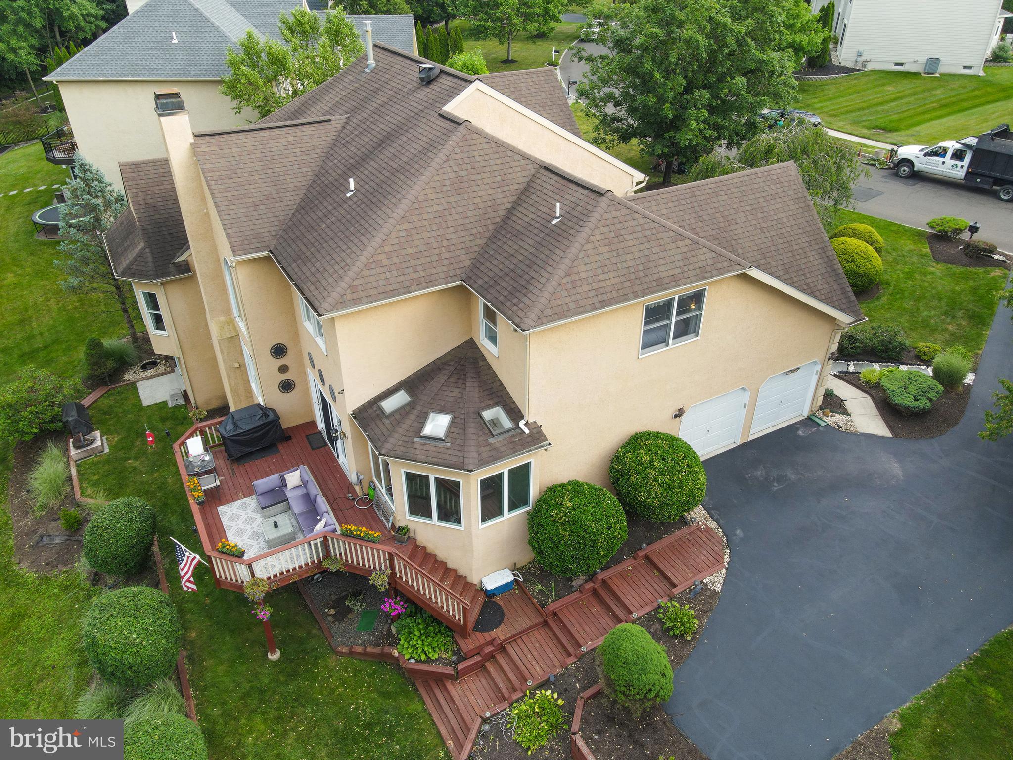 BUCKS CTY COUNTRYC - Residential