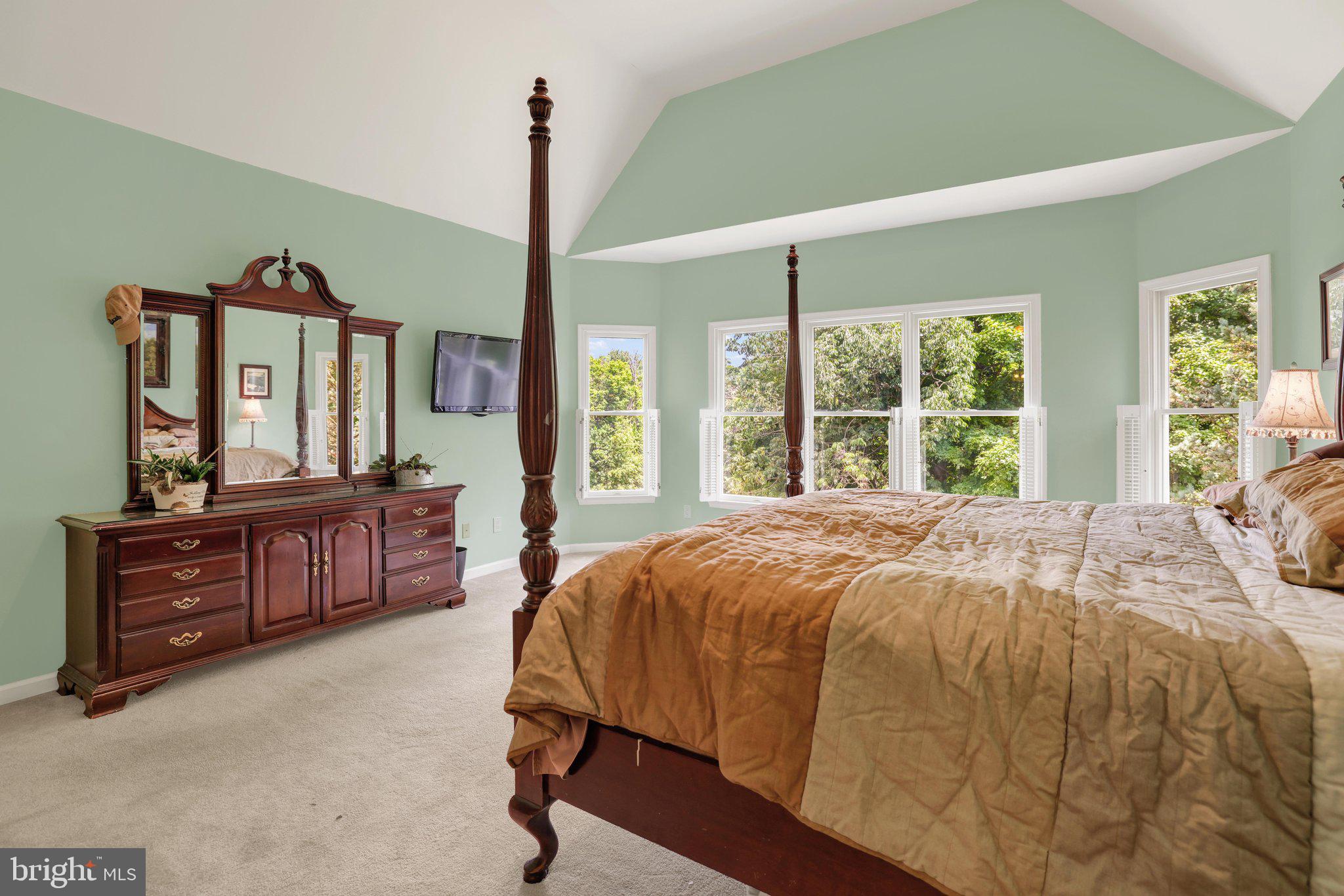 BUCKS CTY COUNTRYC - Residential