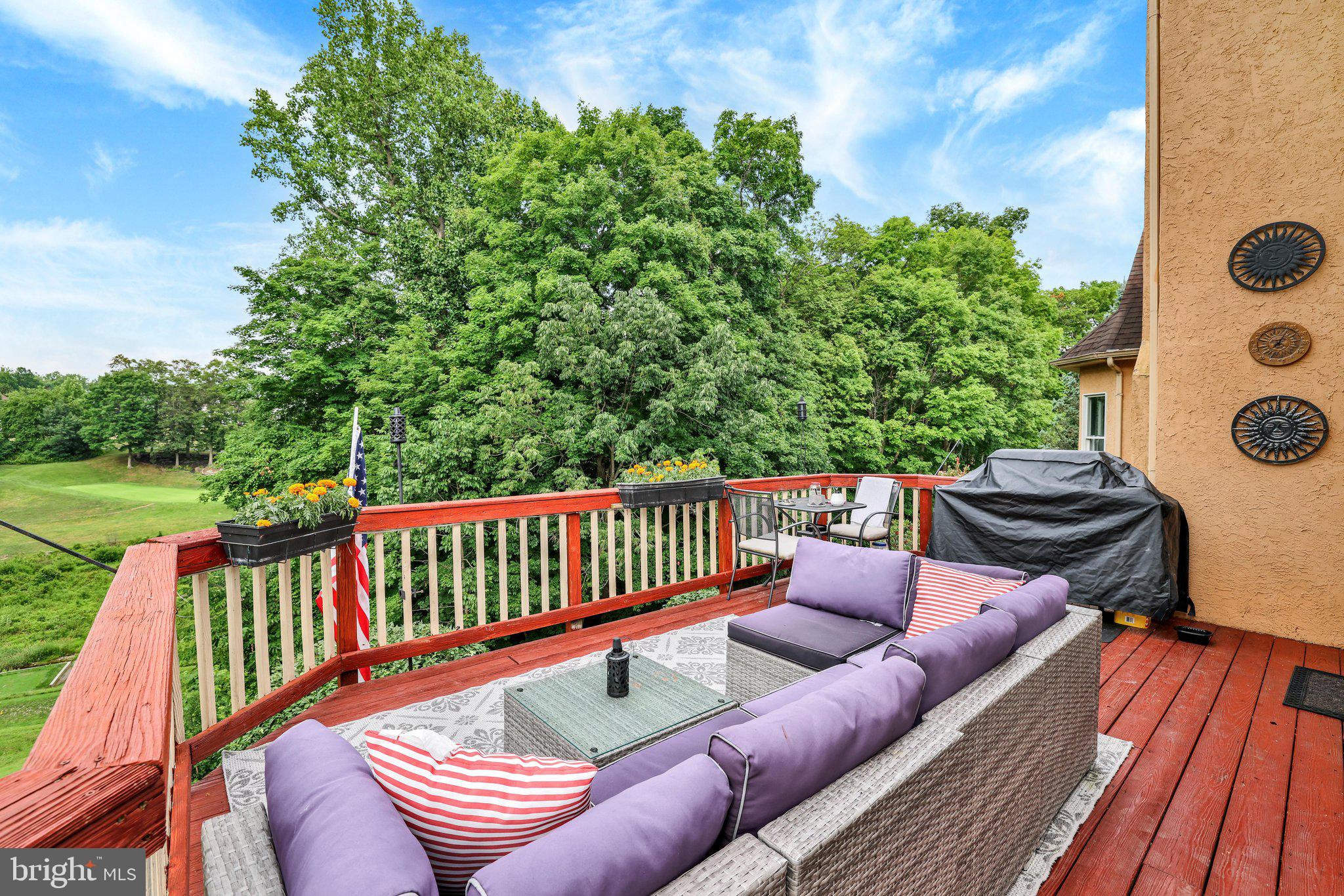 BUCKS CTY COUNTRYC - Residential