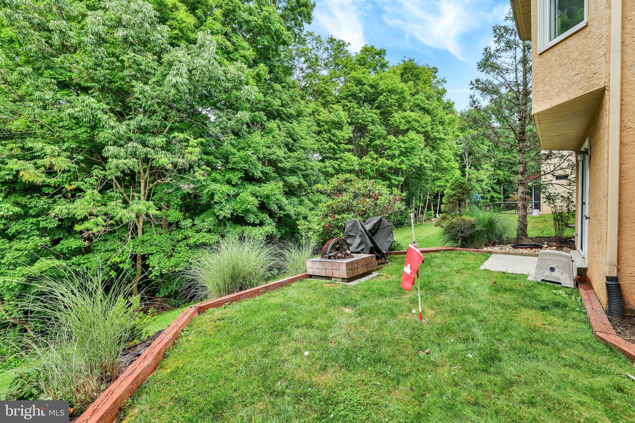 BUCKS CTY COUNTRYC - Residential