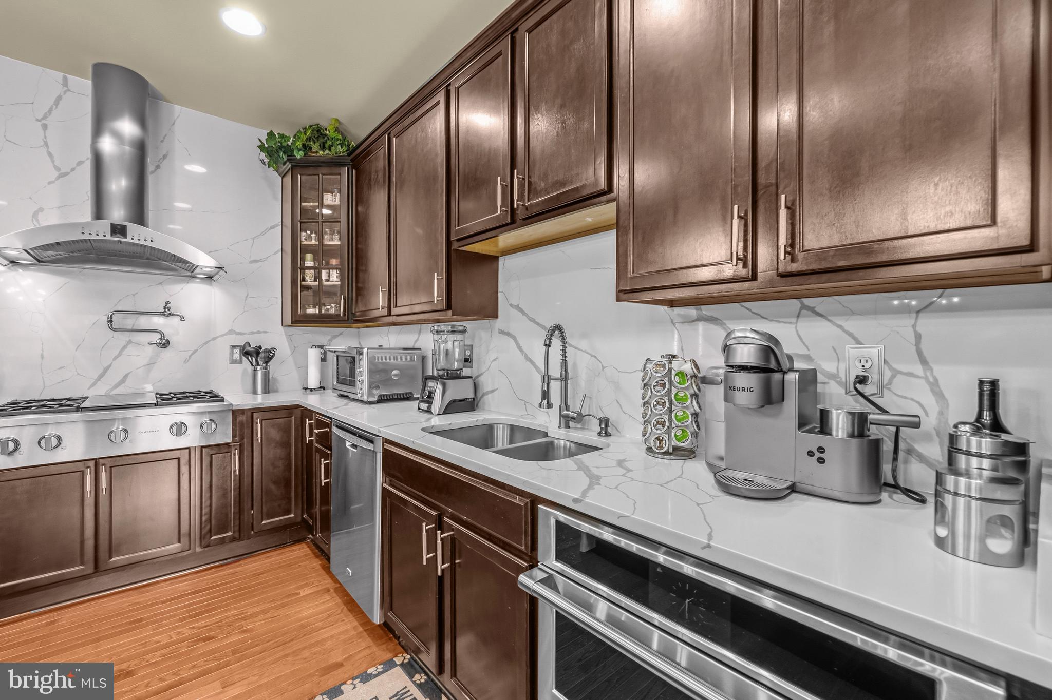 RIVER GATE ESTATES - Residential