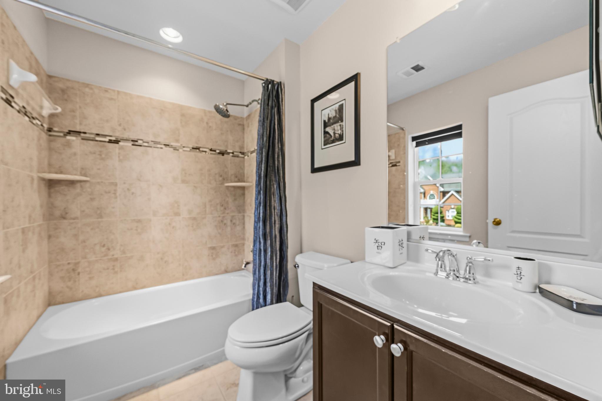 RIVER GATE ESTATES - Residential