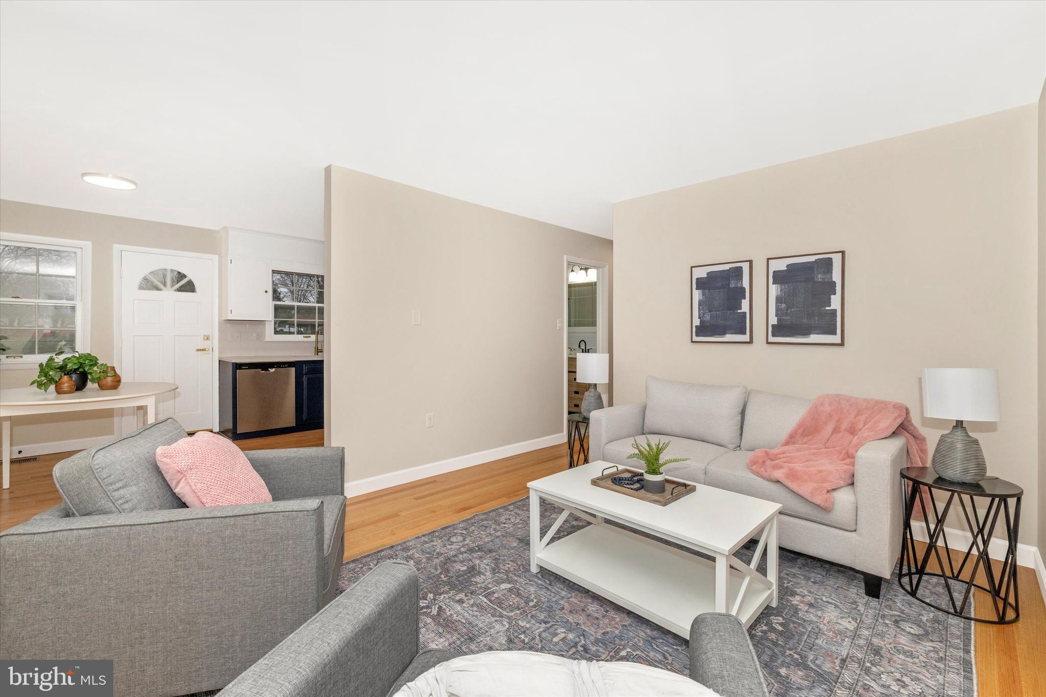 BROADVIEW ACRES - Residential