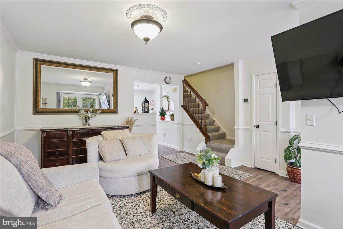 WELLINGTON/CLOVERHILL - Residential