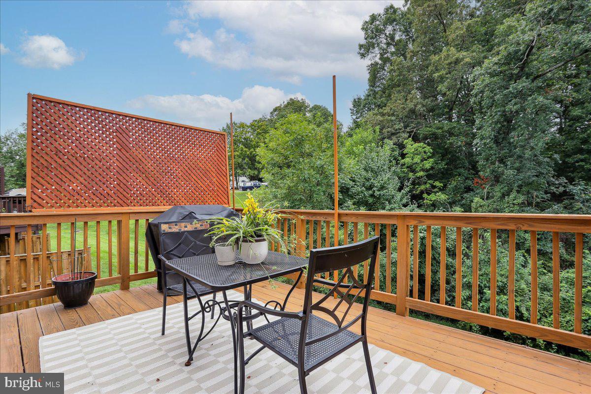 WELLINGTON/CLOVERHILL - Residential