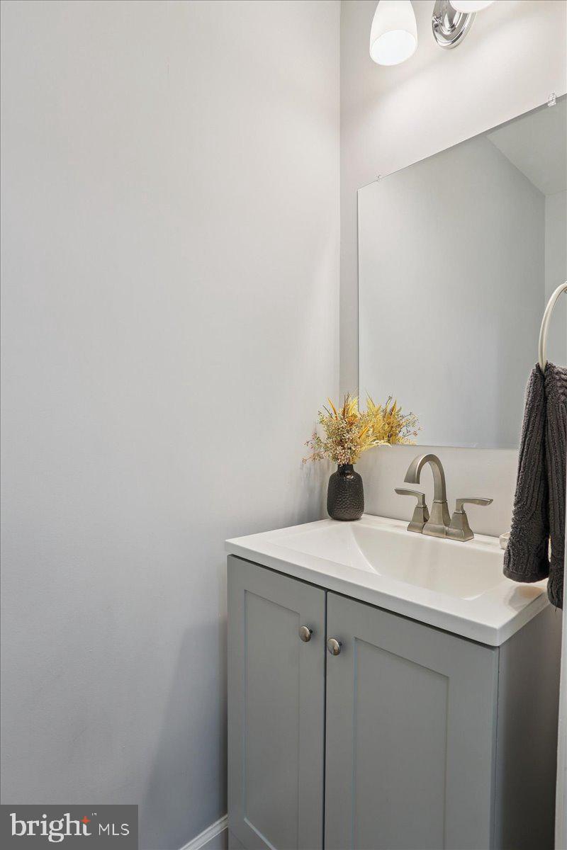 WELLINGTON/CLOVERHILL - Residential