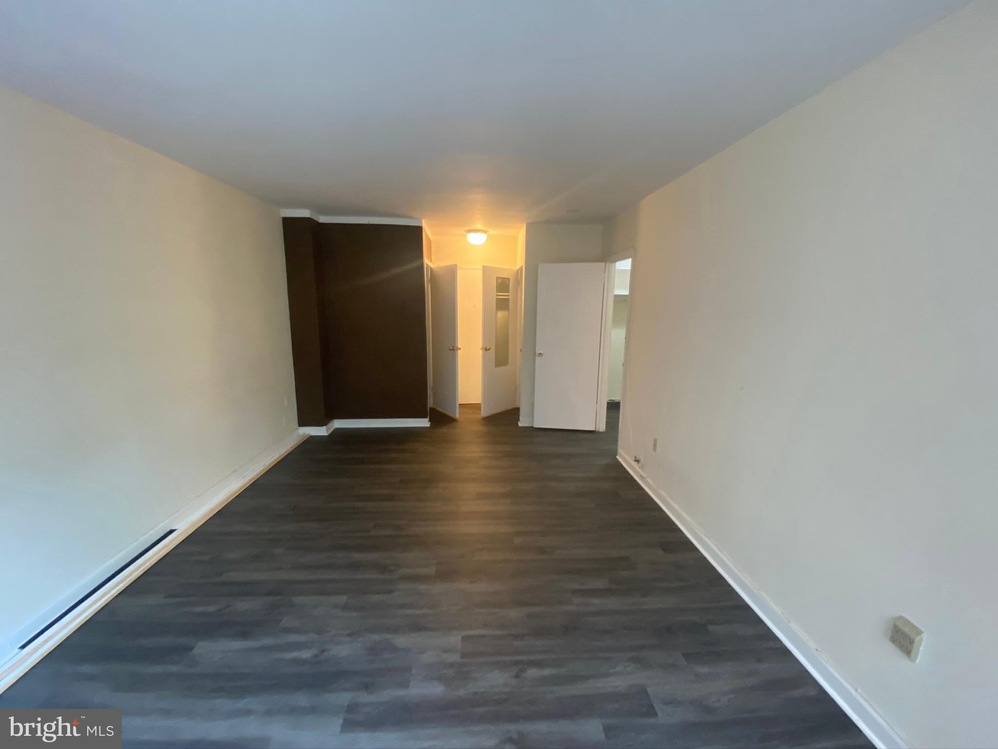 RIVER PLACE - Residential Lease