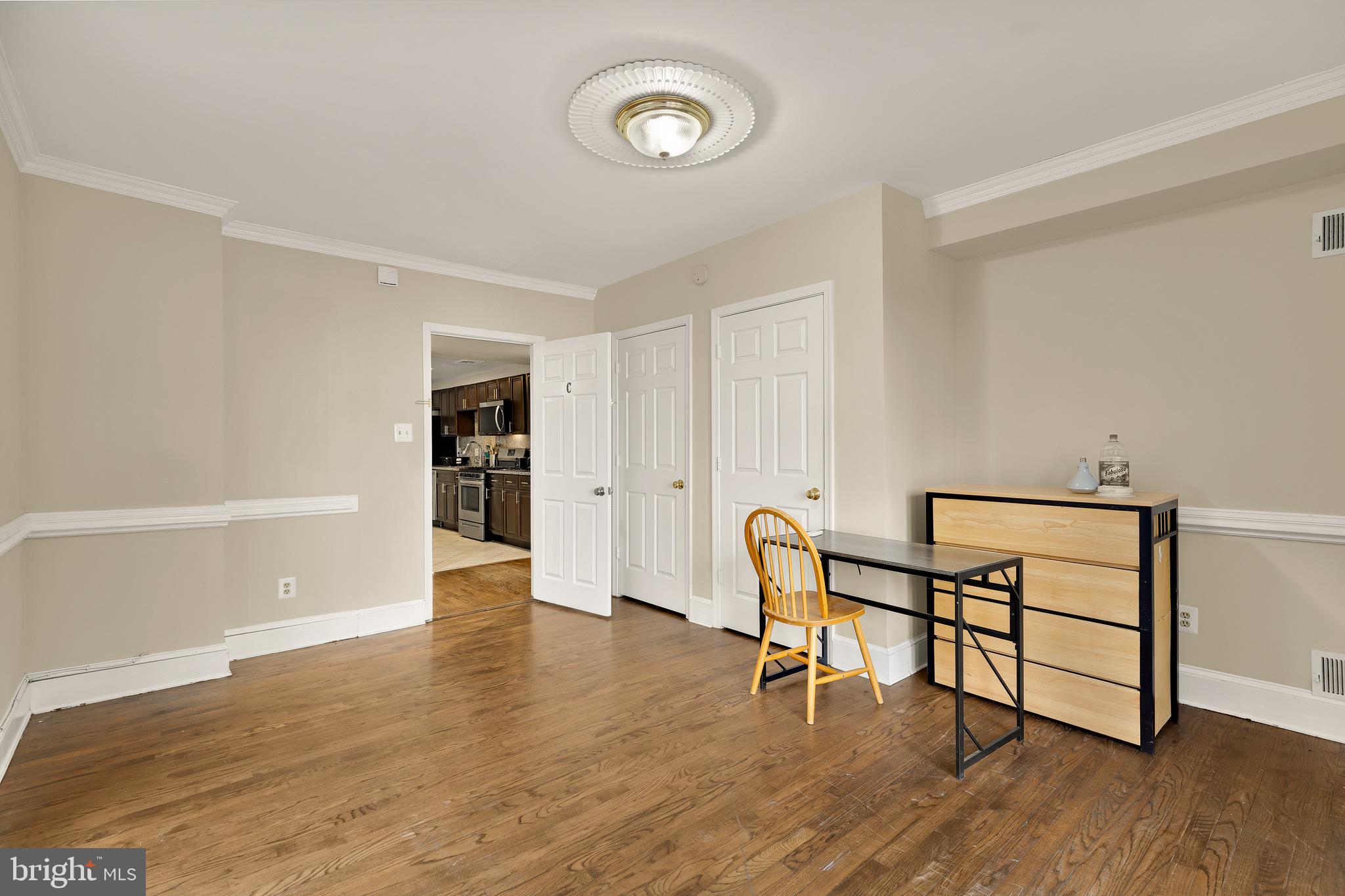 CAPITOL HILL - Residential Income