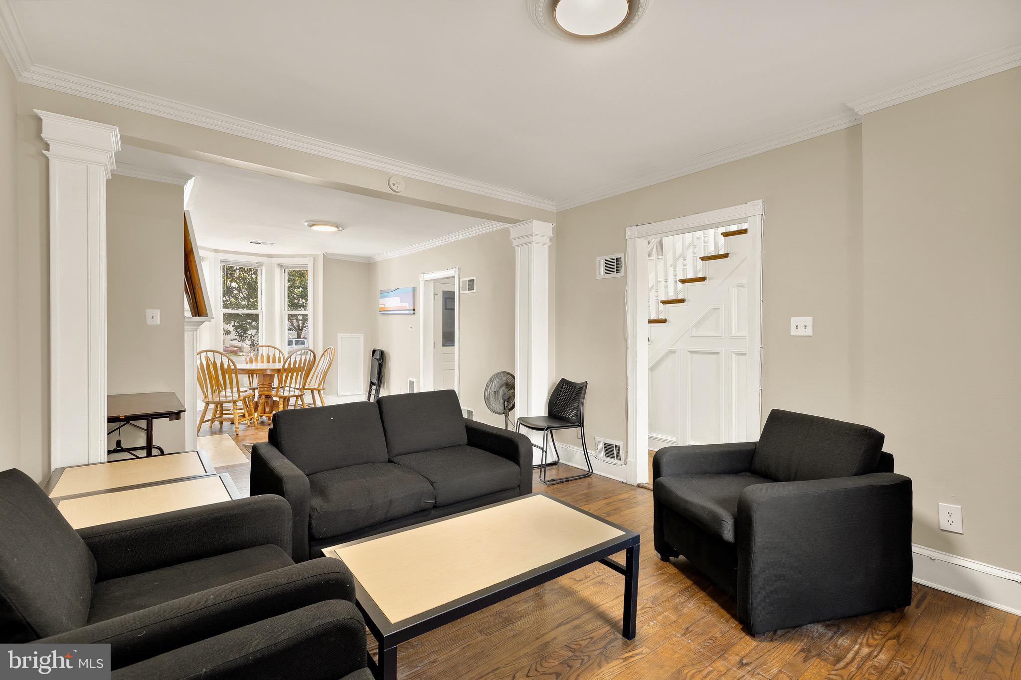 CAPITOL HILL - Residential Income