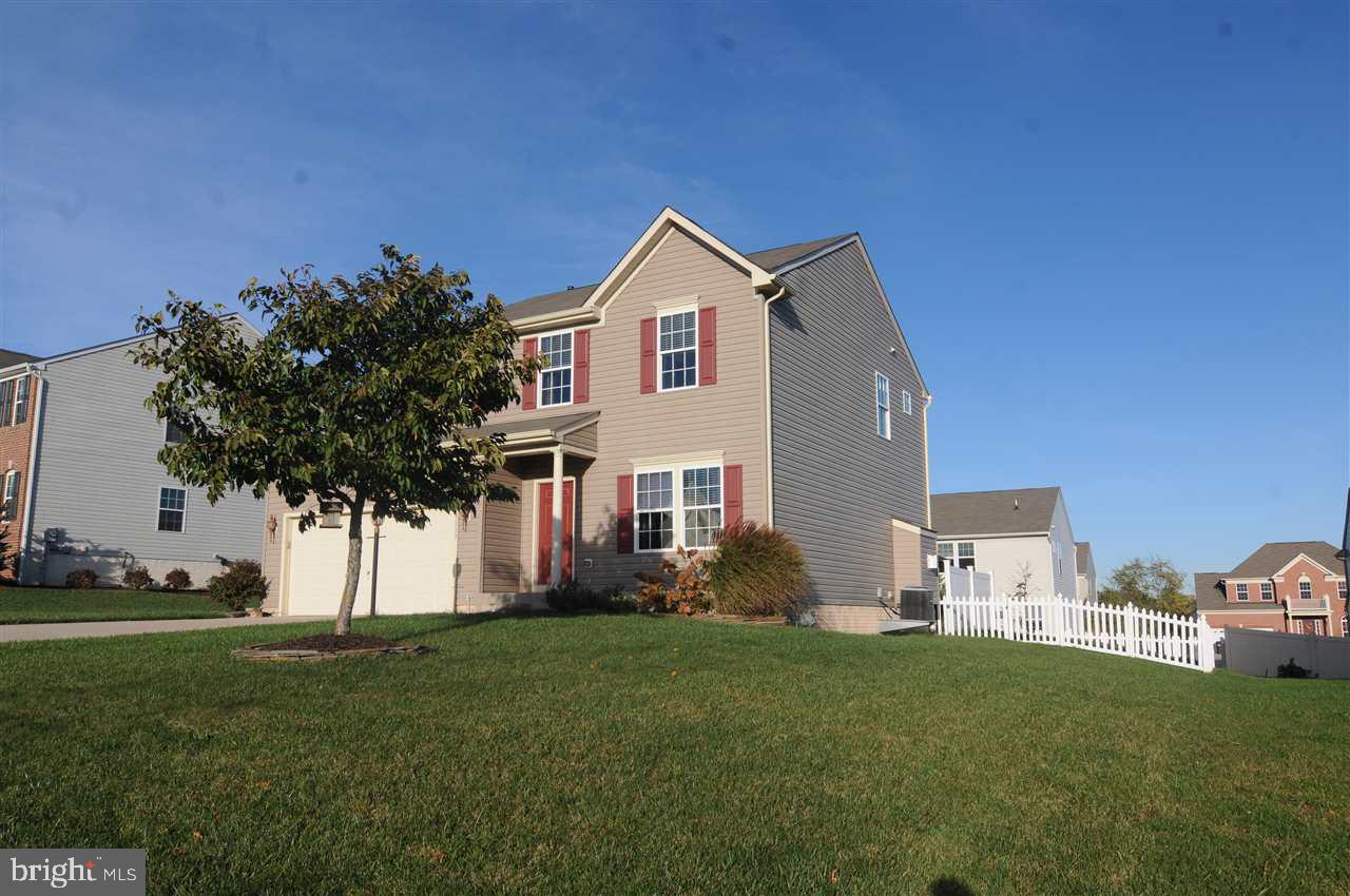 Beautiful 4 bedroom 2.5 bath home in Southern York County Schools. Convenient to I-83 and the Maryland/Pennsylvania line. This property has beautiful wood floors, granite counter tops, a spacious Master Suite, a great multi purpose loft area currently set up as an office, a spacious living area and so much more. The outside of the home has a fully fenced back yard that is over looked by a large patio with privacy fence. A nice home.