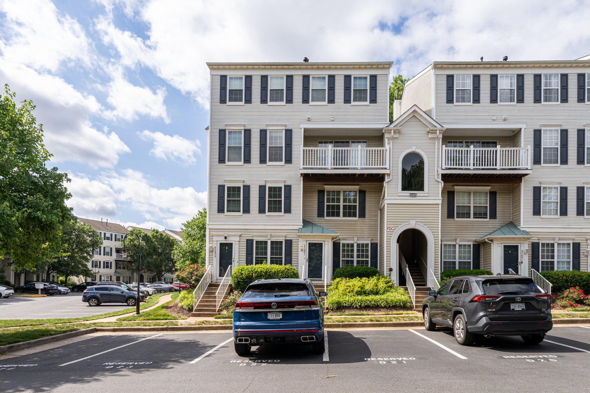 DOMINION STATION - Residential