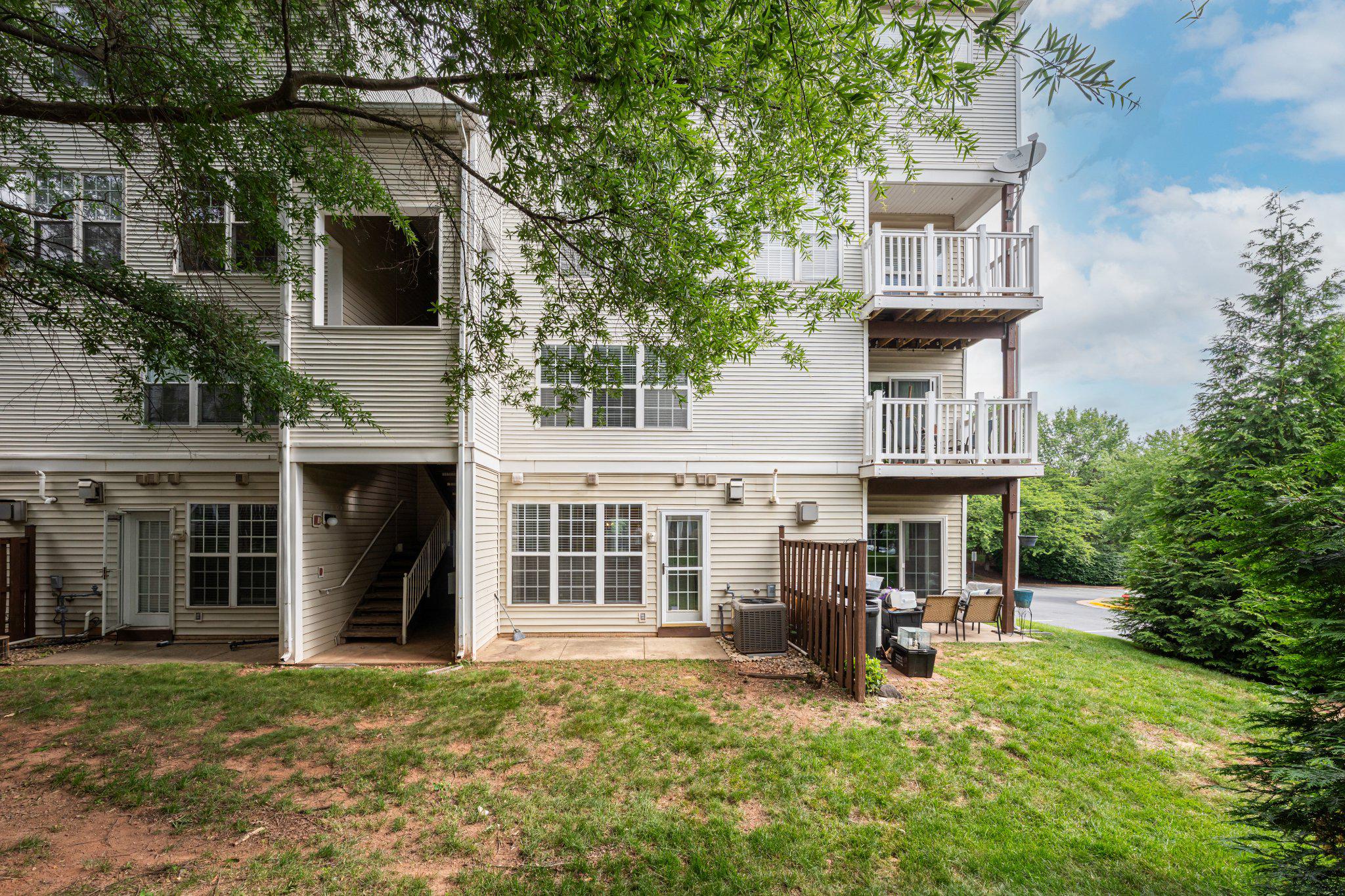 DOMINION STATION - Residential