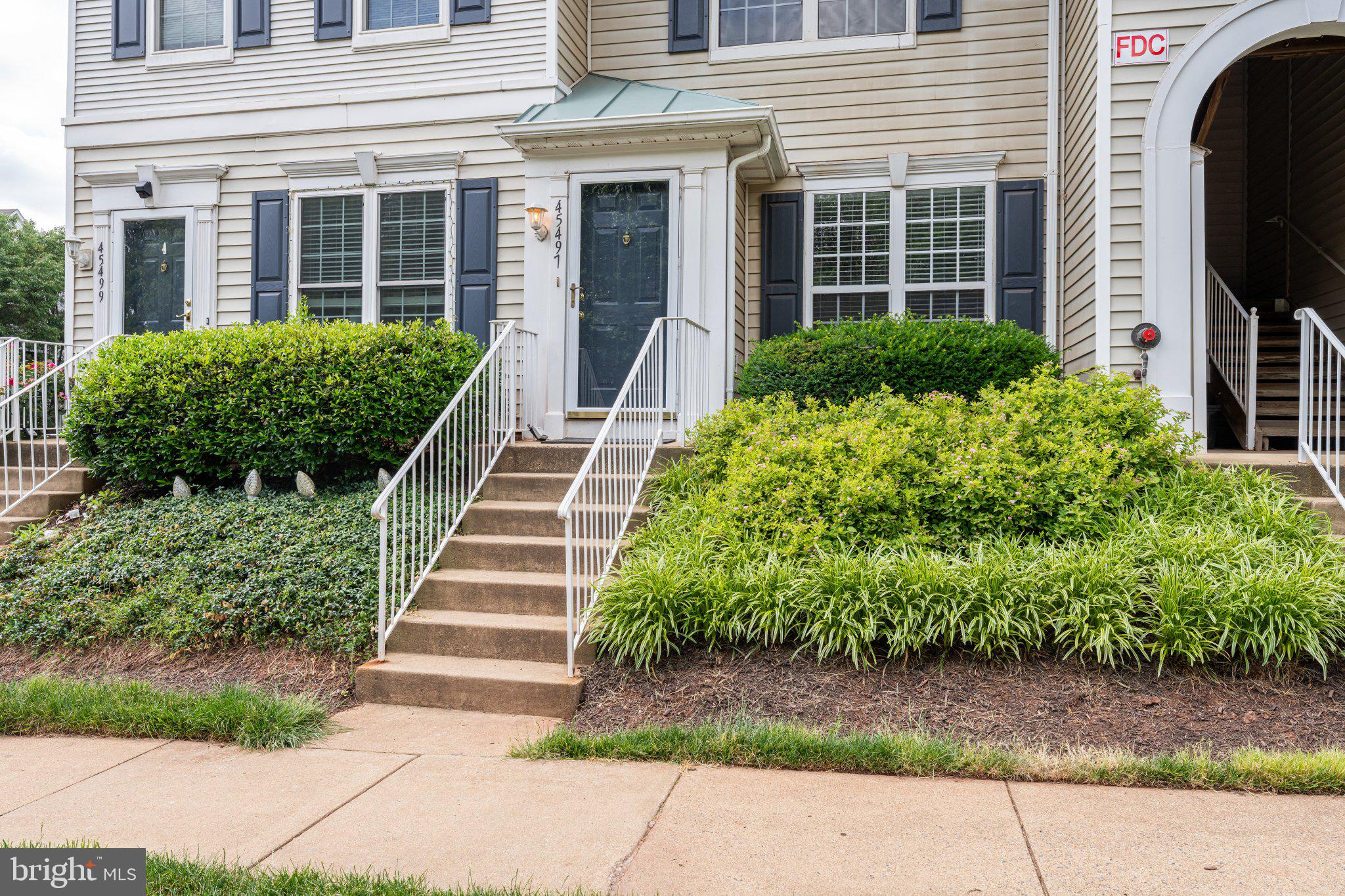 DOMINION STATION - Residential