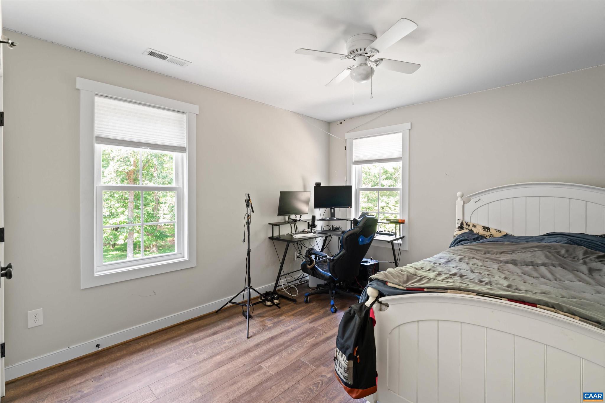 TANAGER WOODS - Residential