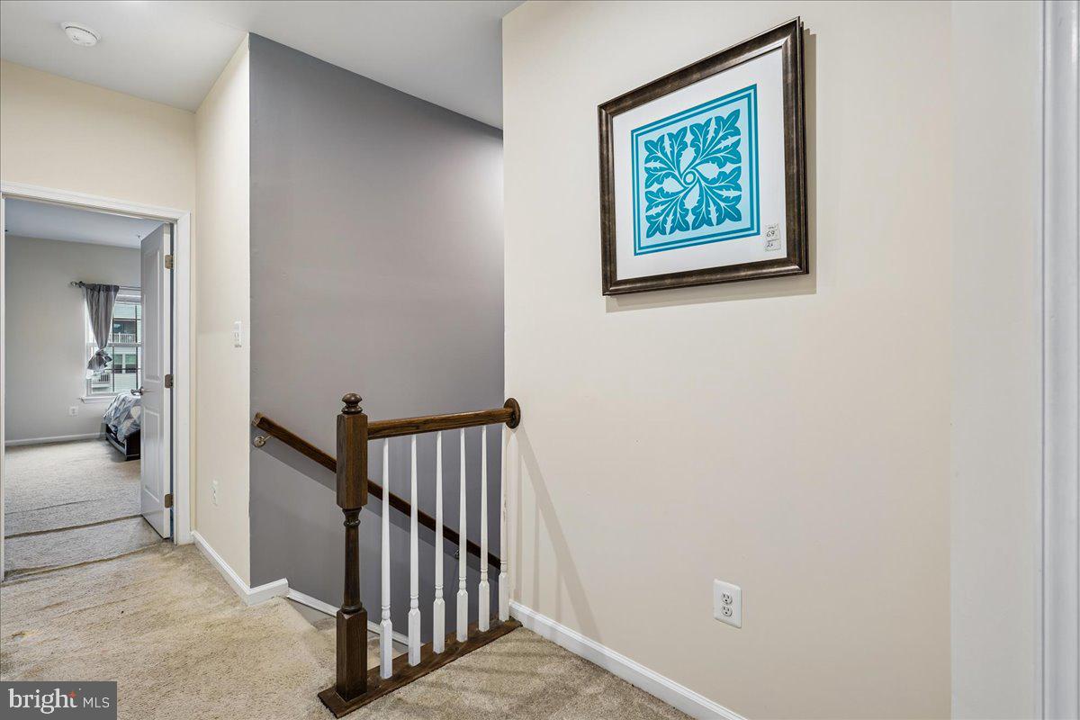 OAKDALE VILLAGE - Residential