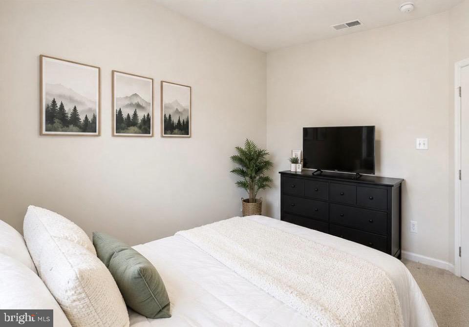OAKDALE VILLAGE - Residential