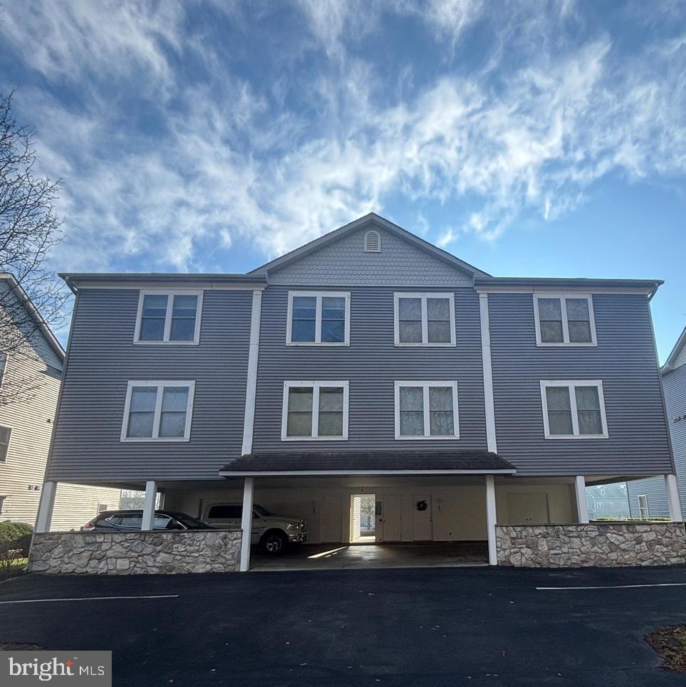 Welcome to 204 NE Isle Dr !  Located in the Water Oriented Community of North East Isles. Situated at the head of the Chesapeake Bay and in the quaint town of North East, Maryland. This one-owner unit has a huge primary bedroom with attached bath, a second good sized bedroom , another full bath,  open floor plan, gas fireplace, deck overlooking the courtyard, as well a covered carport parking spot and a 10 x 24 storage unit! HVAC is 3 years old and water heater is one year old.
Community offers community pool, 2 tennis/pickleball courts, private marina, picnic area , fire pit and watercraft storage area, floating dock and boat ramp.
Less than an hour from Lancaster, Philadelphia and Baltimore.
Love where you live or where you vacation!

NE Isle does not allow grills or Airbnb or VBRO
