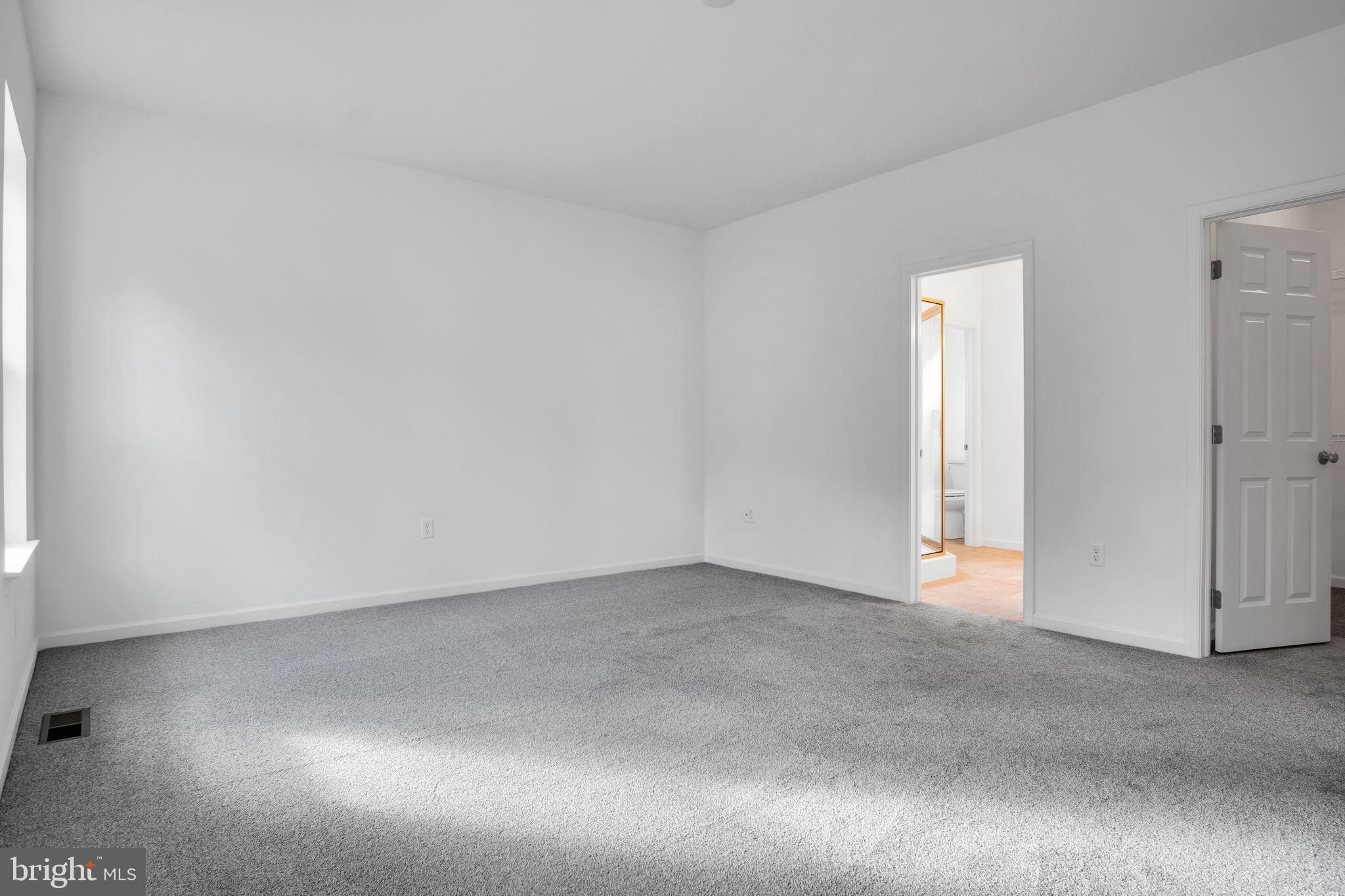 ROCKVILLE ESTATES - Residential