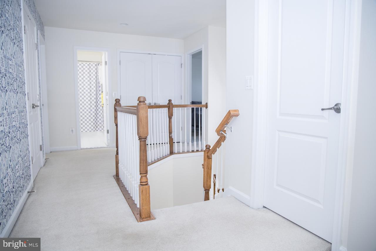 SPRIGGS RUN ESTATES - Residential