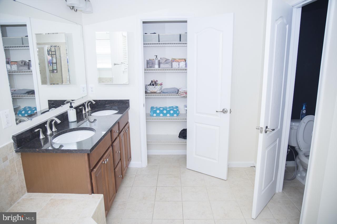 SPRIGGS RUN ESTATES - Residential
