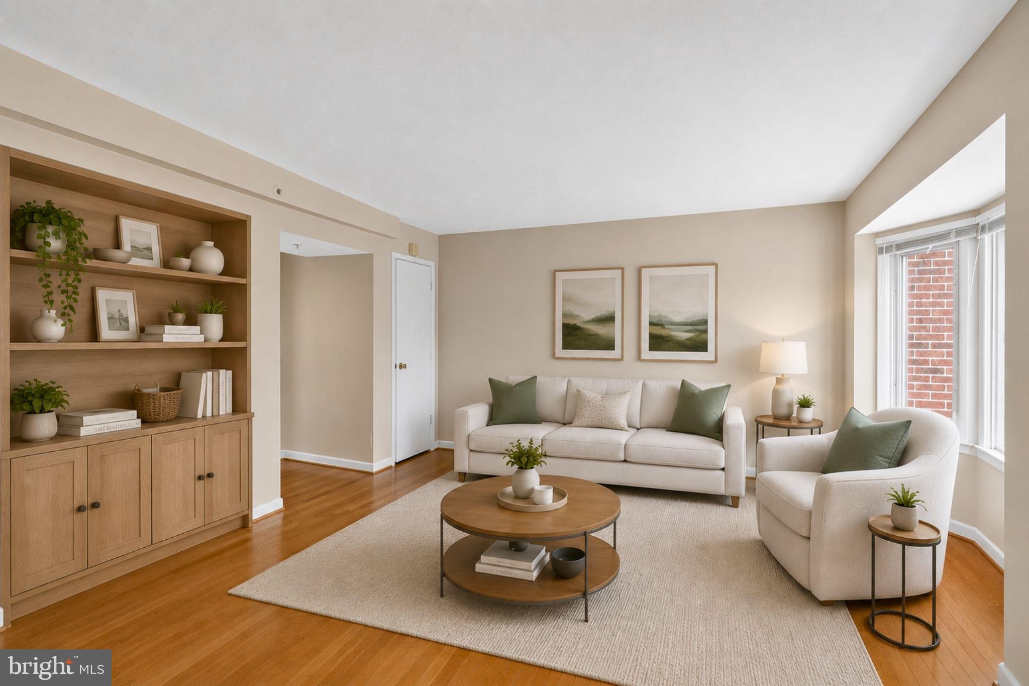 MONIKA COURTS CONDO - Residential