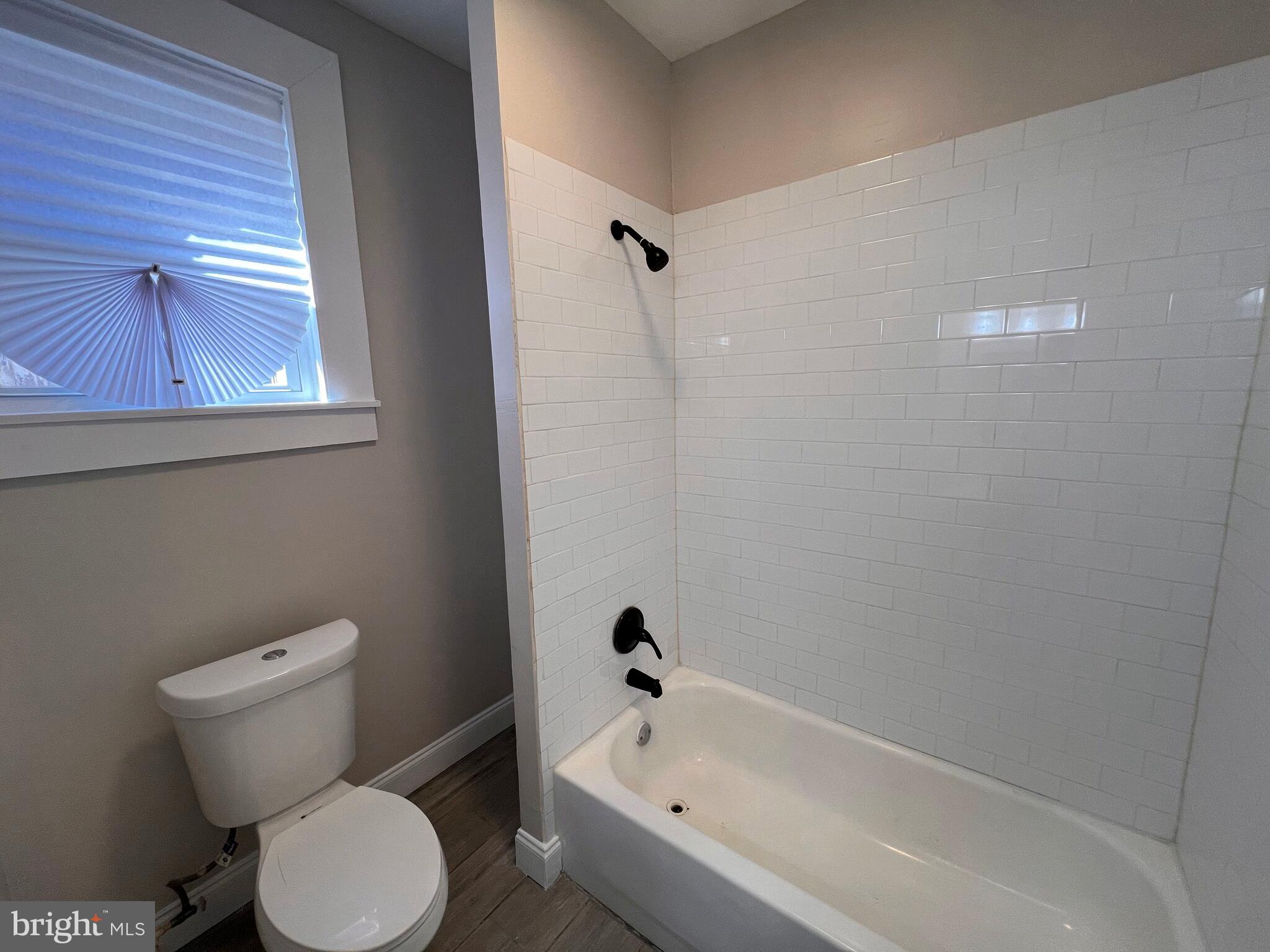 KERNEWOOD - Residential Lease