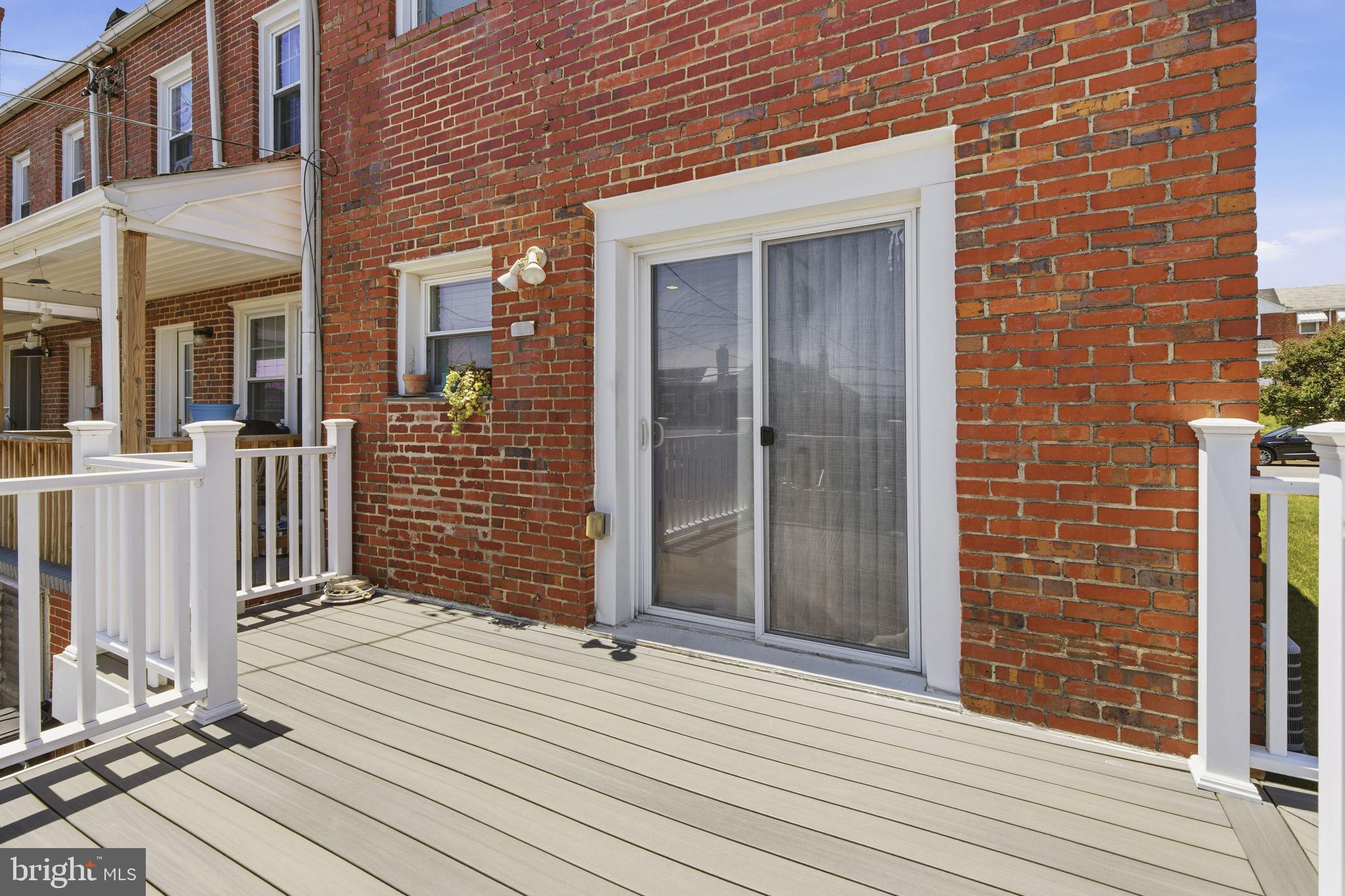MERRITT HOMES - Residential