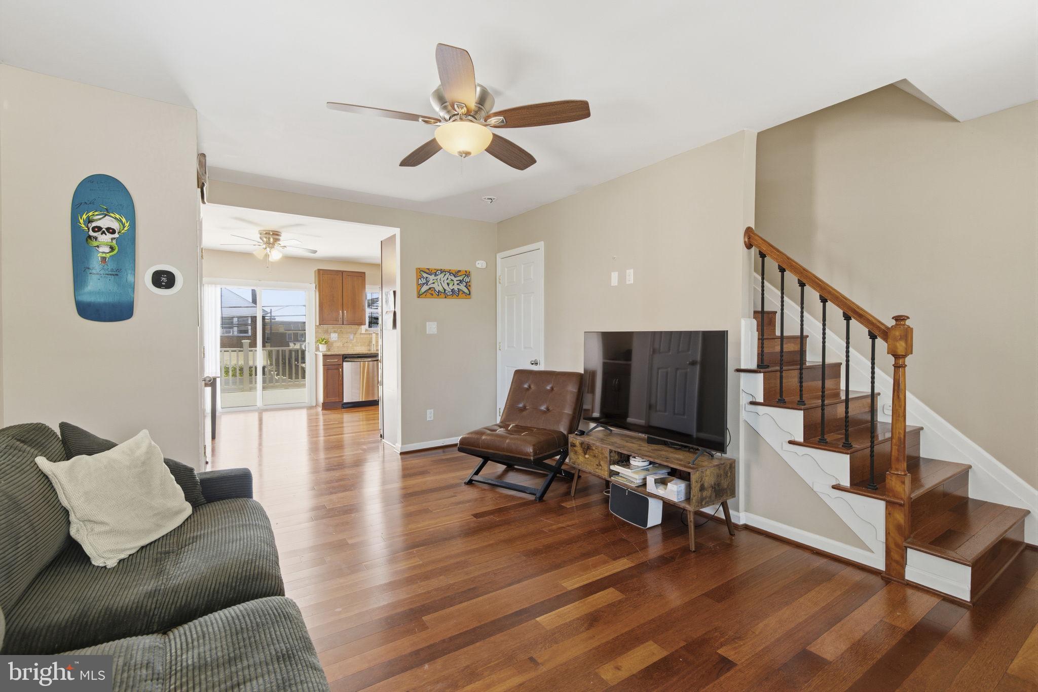 MERRITT HOMES - Residential