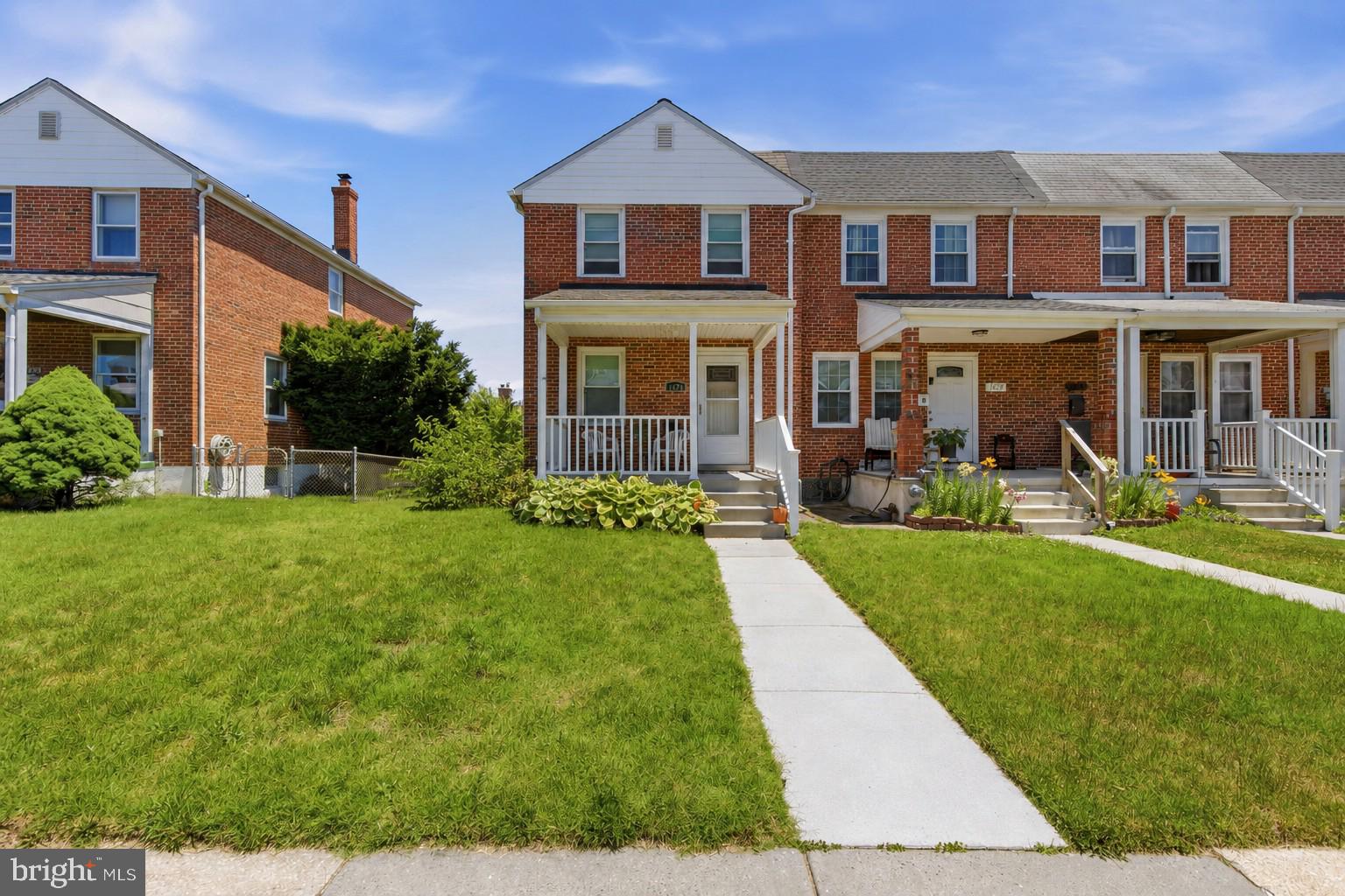 MERRITT HOMES - Residential