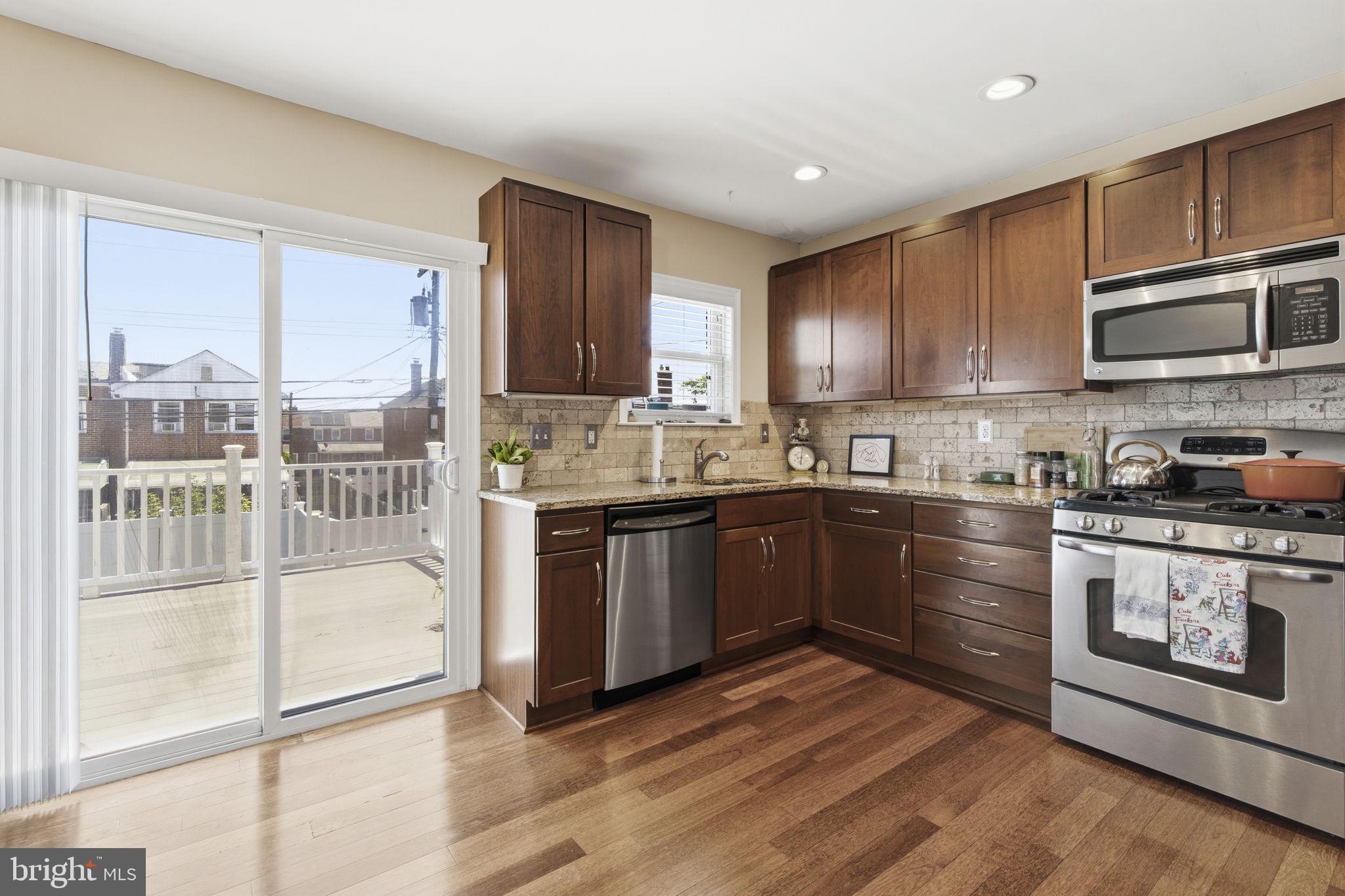 MERRITT HOMES - Residential