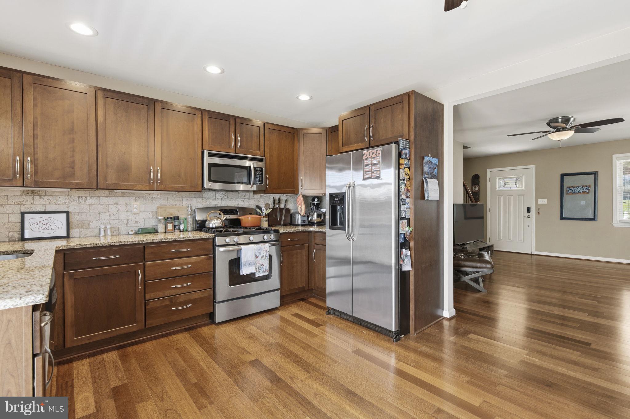 MERRITT HOMES - Residential