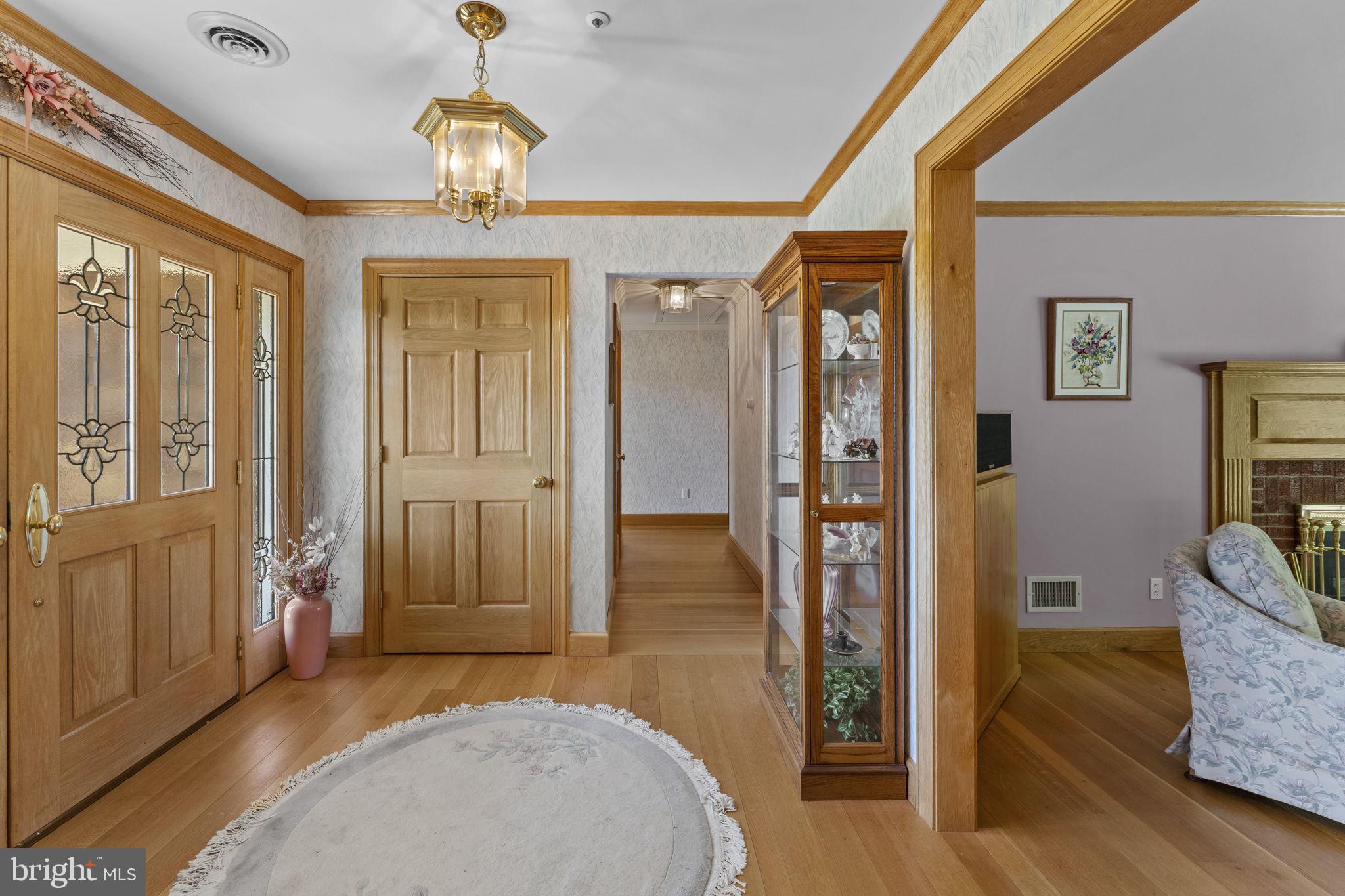 WOODVILLE - Residential