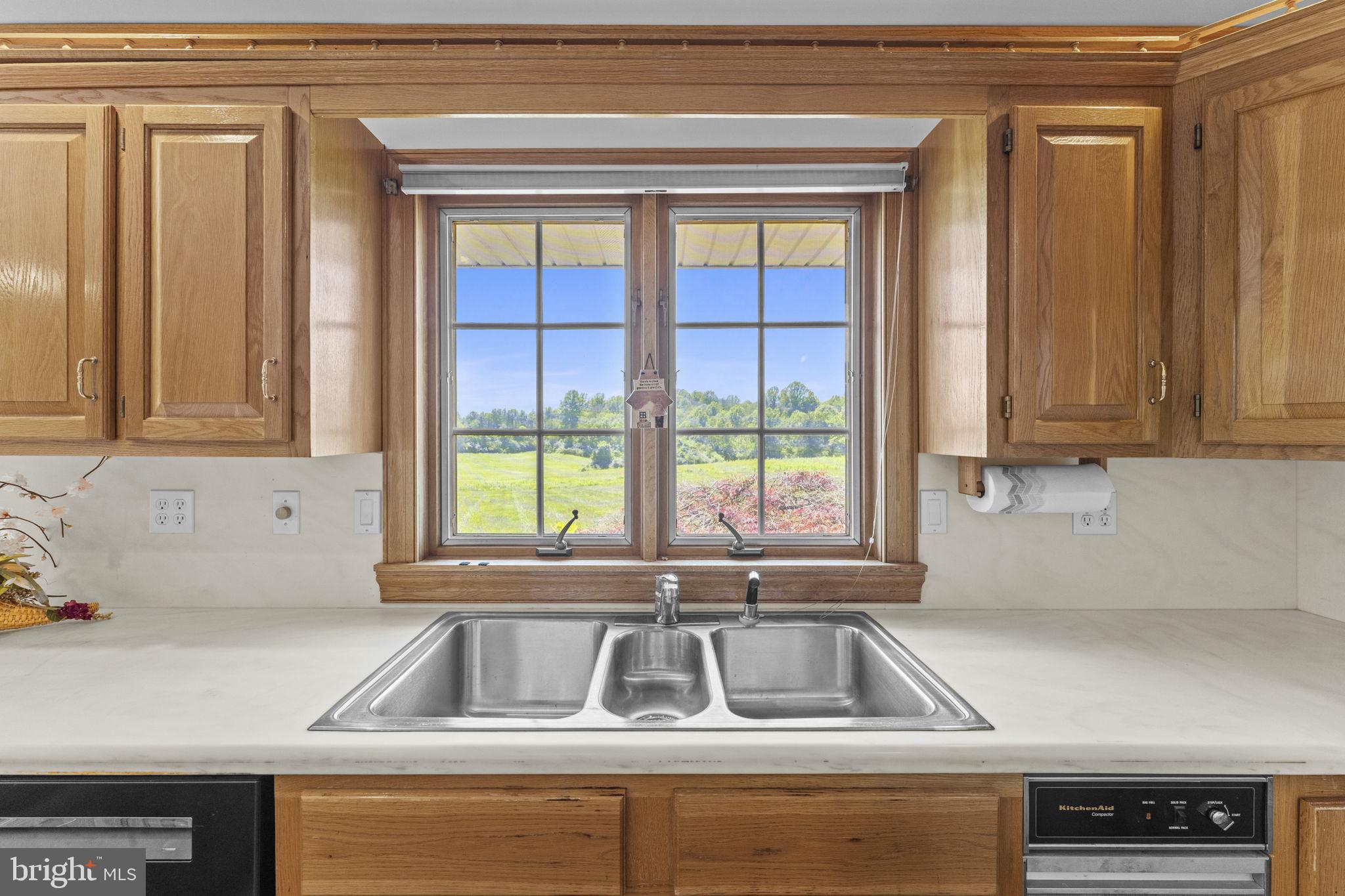 WOODVILLE - Residential