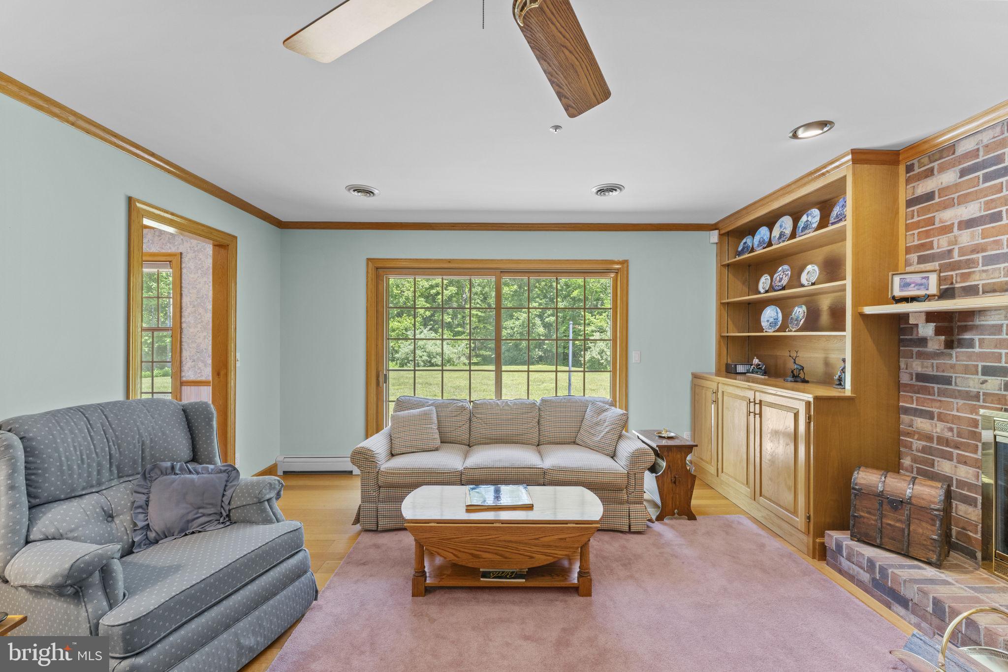WOODVILLE - Residential