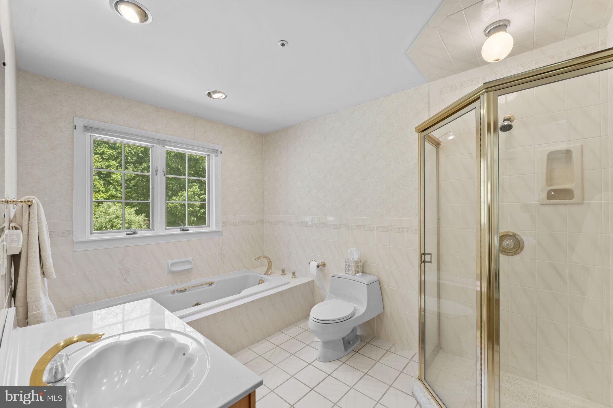 WOODVILLE - Residential