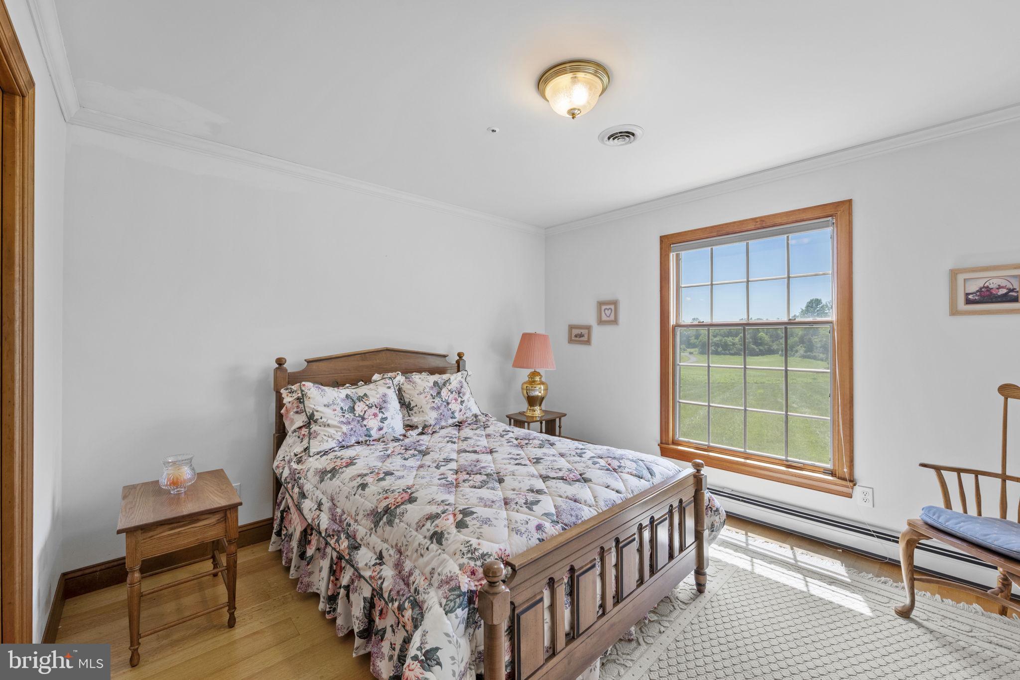 WOODVILLE - Residential