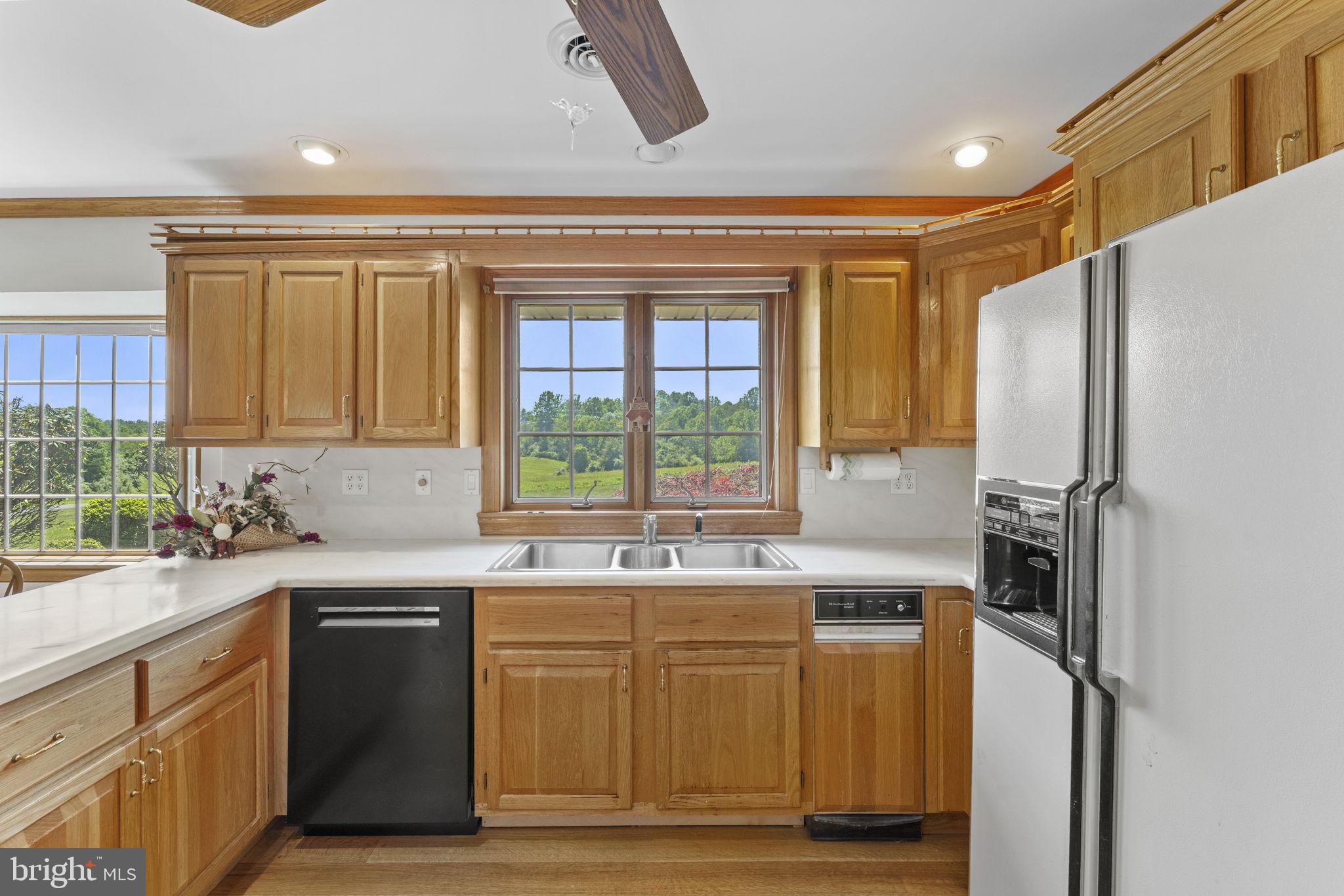 WOODVILLE - Residential