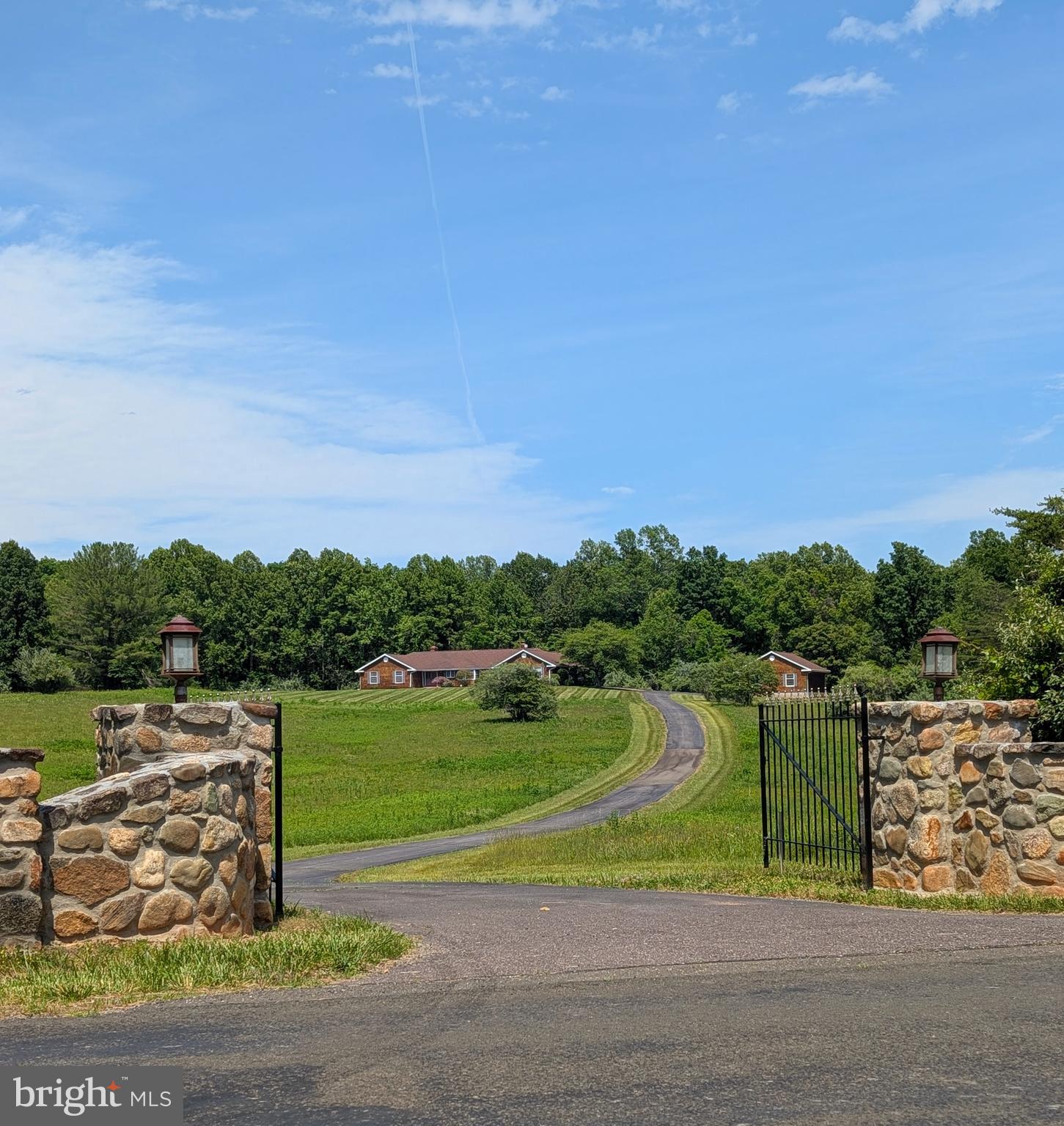 WOODVILLE - Residential