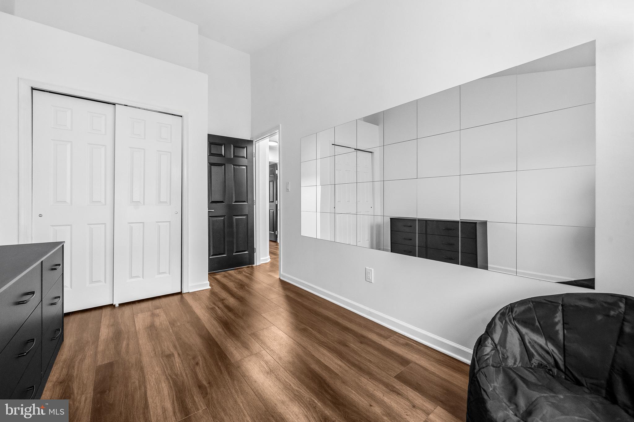 SOUTH RIDING - Residential