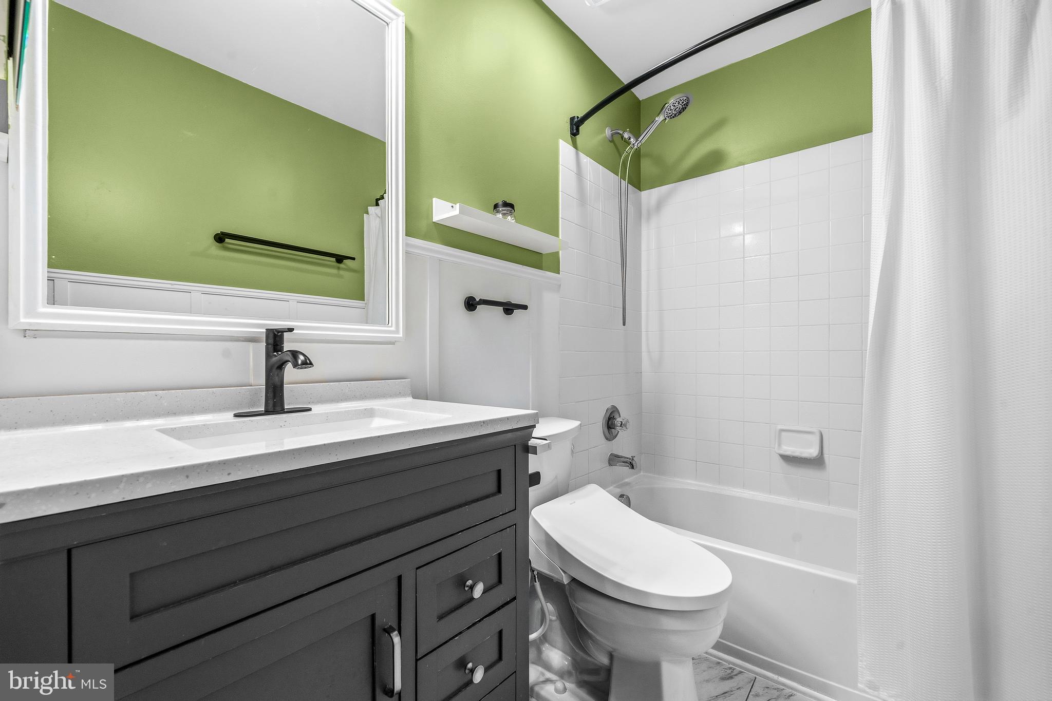 SOUTH RIDING - Residential