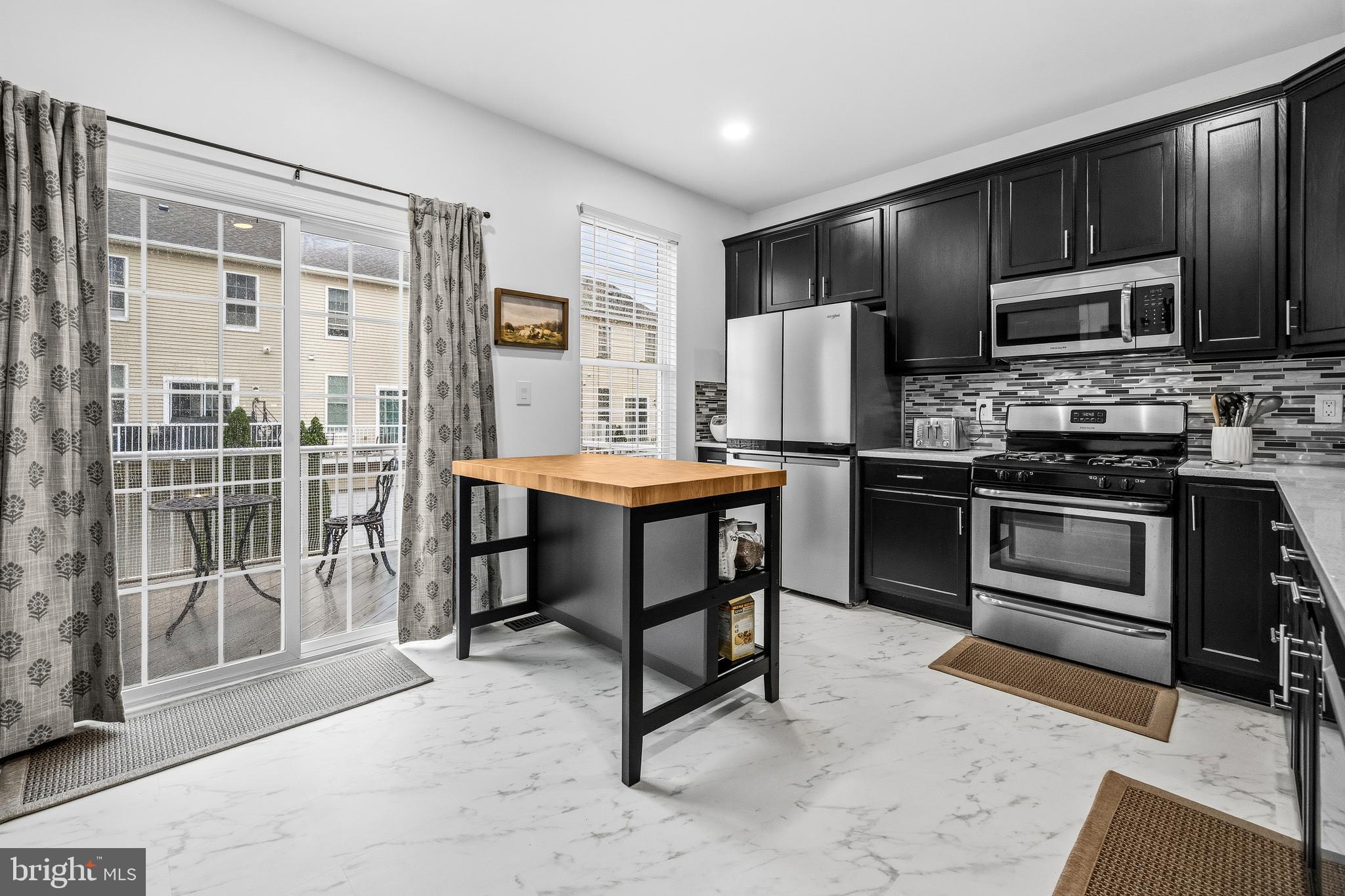 SOUTH RIDING - Residential