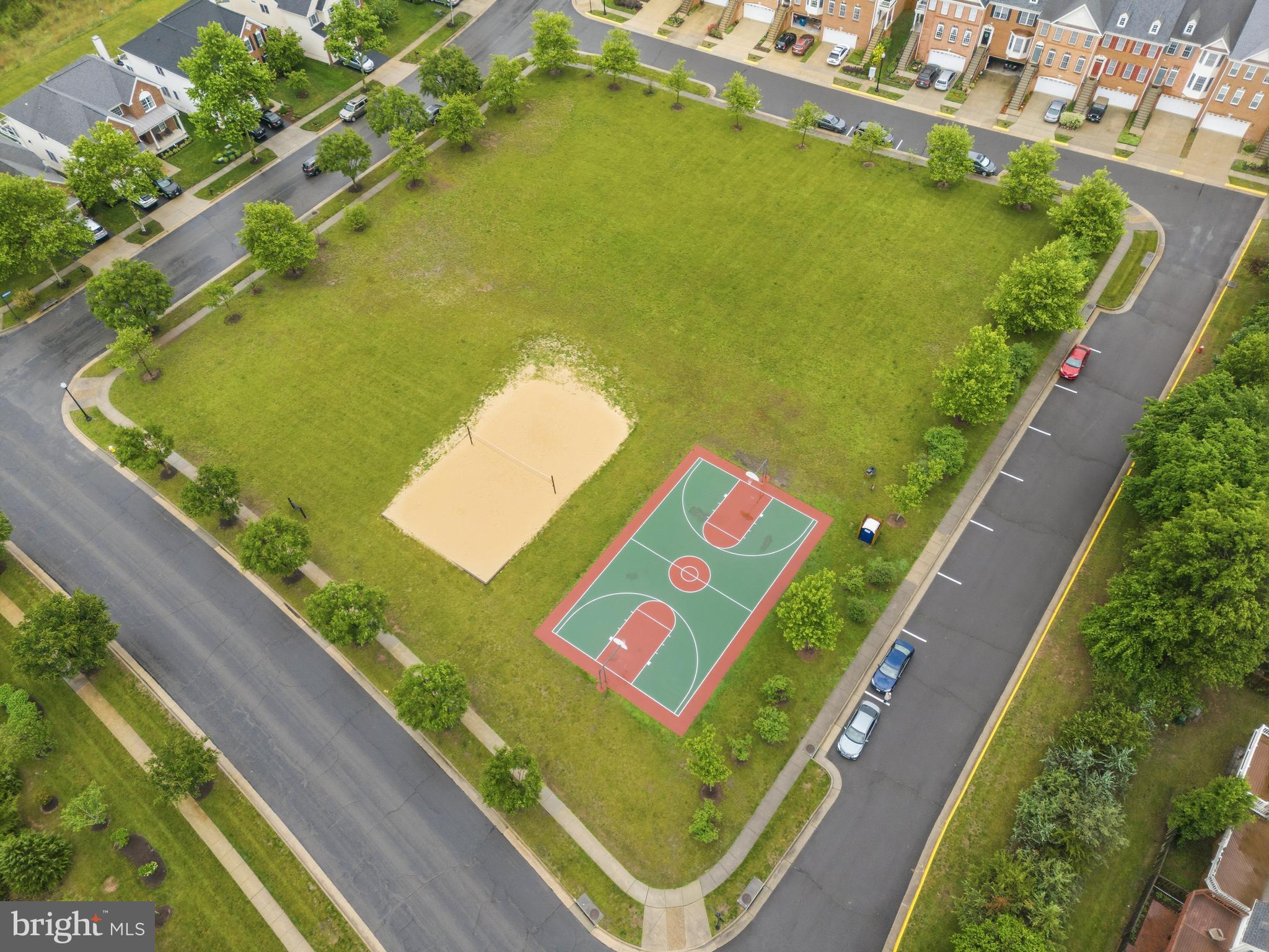 SOUTH RIDING - Residential