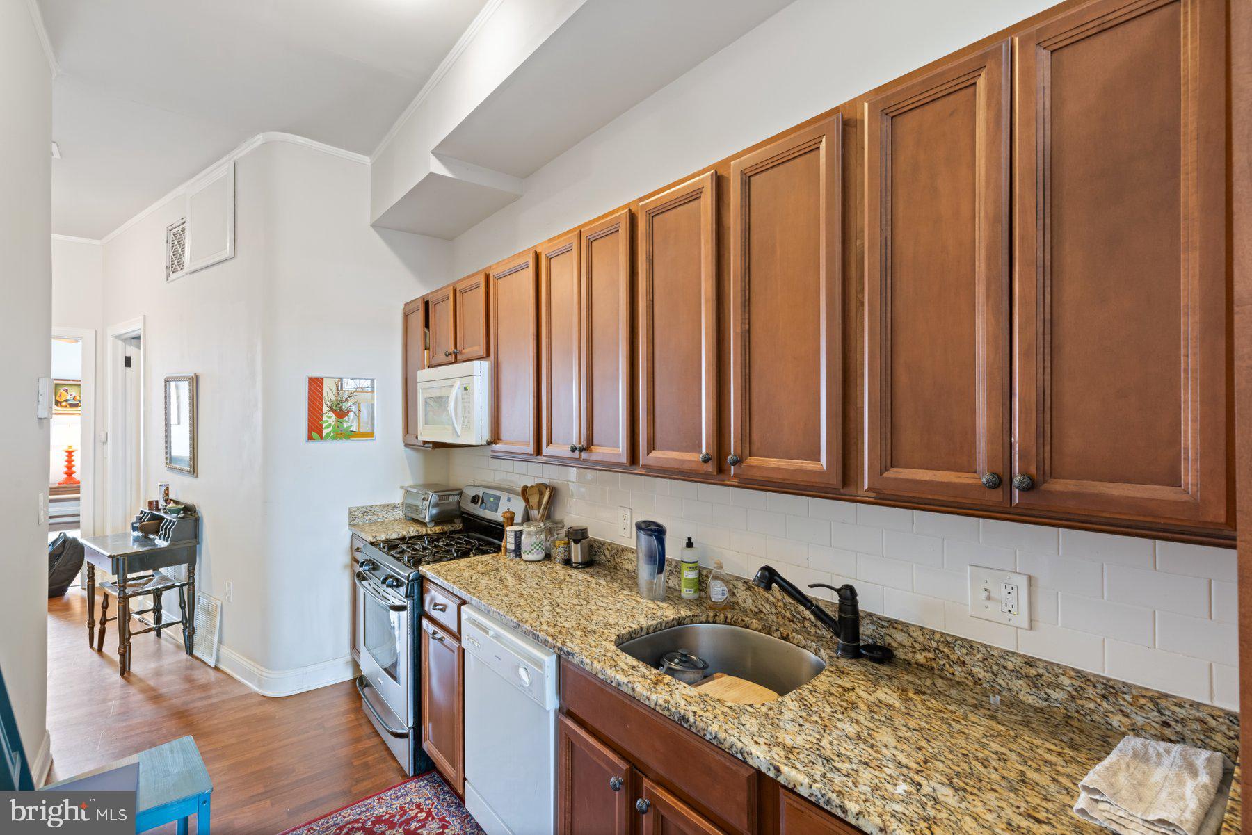 MOUNT VERNON PLACE HISTORIC DISTRICT - Residential Income