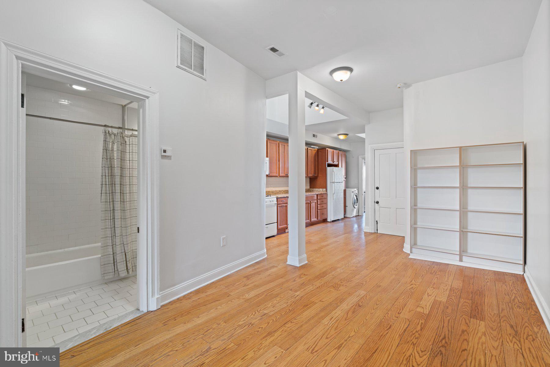 MOUNT VERNON PLACE HISTORIC DISTRICT - Residential Income